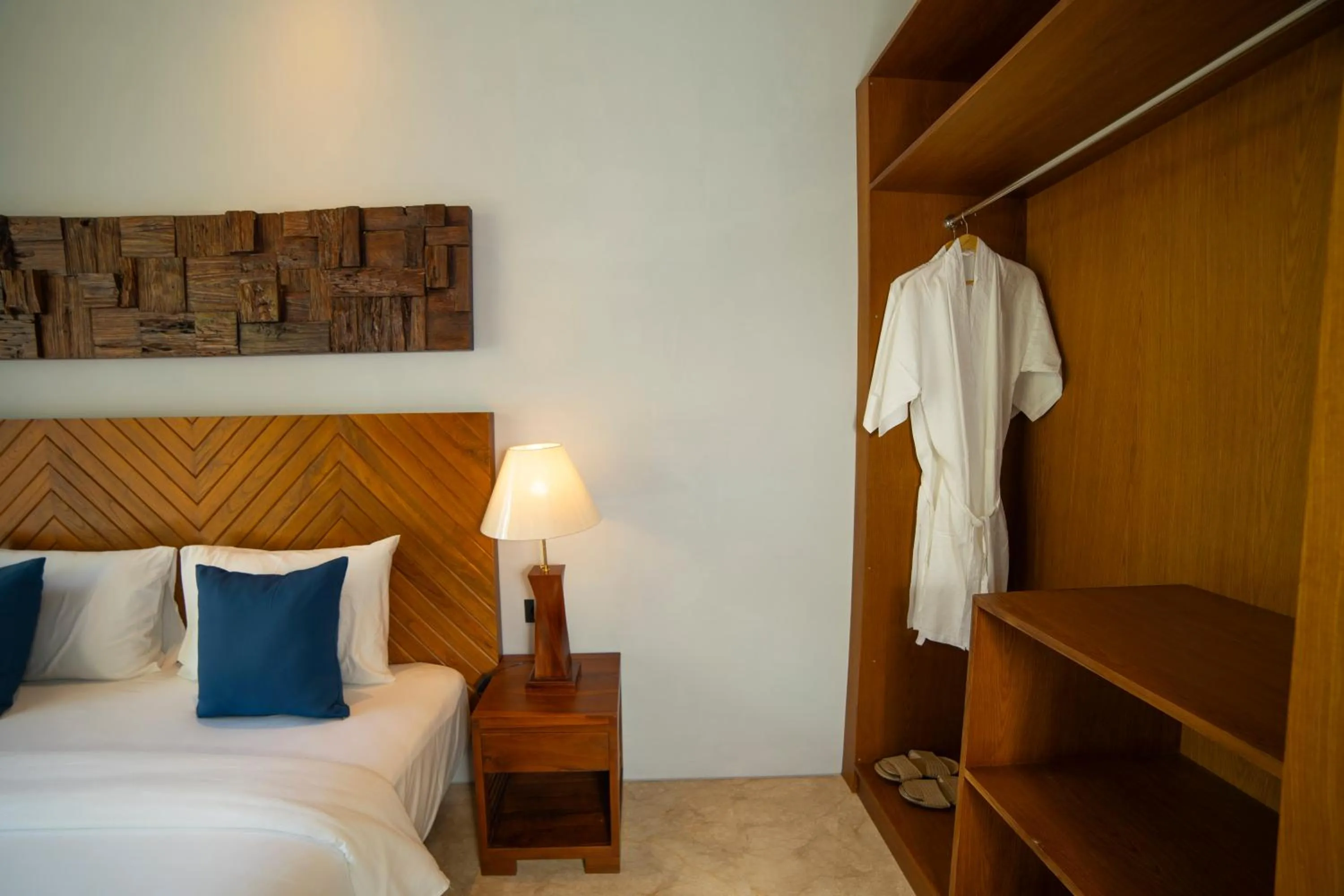 wardrobe, Bed in Villa Bulan Bali
