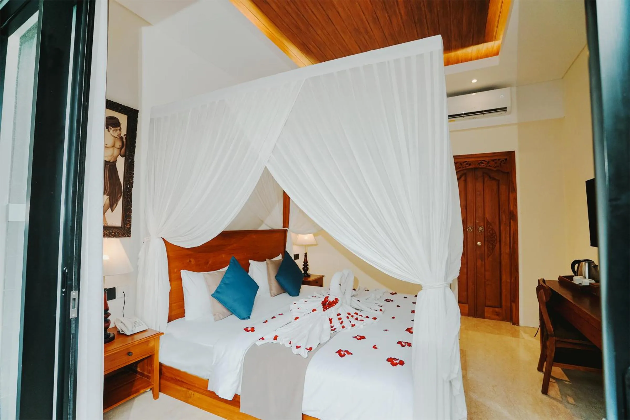 Photo of the whole room, Bed in Villa Bulan Bali