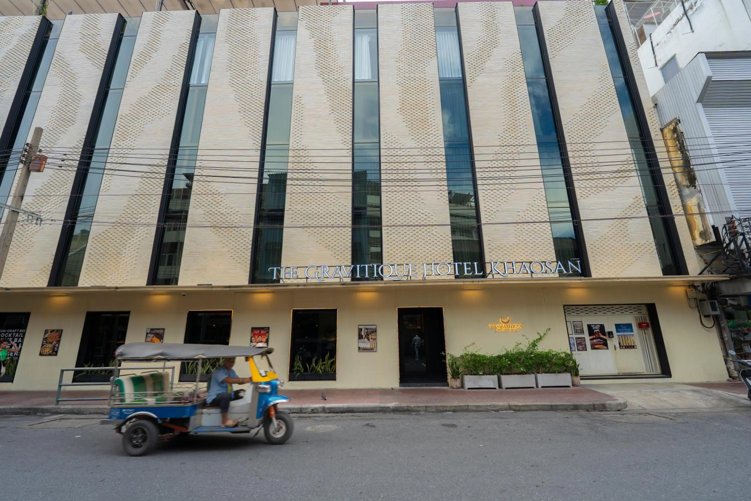Property building in The Gravitique Hotel Khaosan