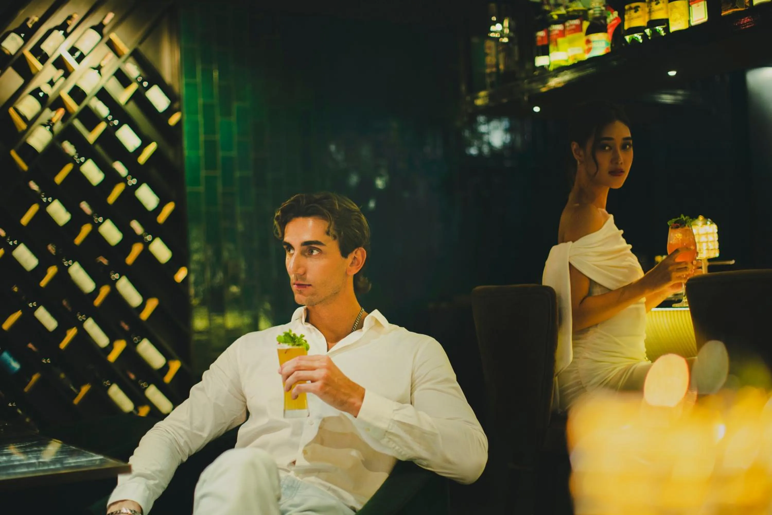 Restaurant/places to eat in The Gravitique Hotel Khaosan