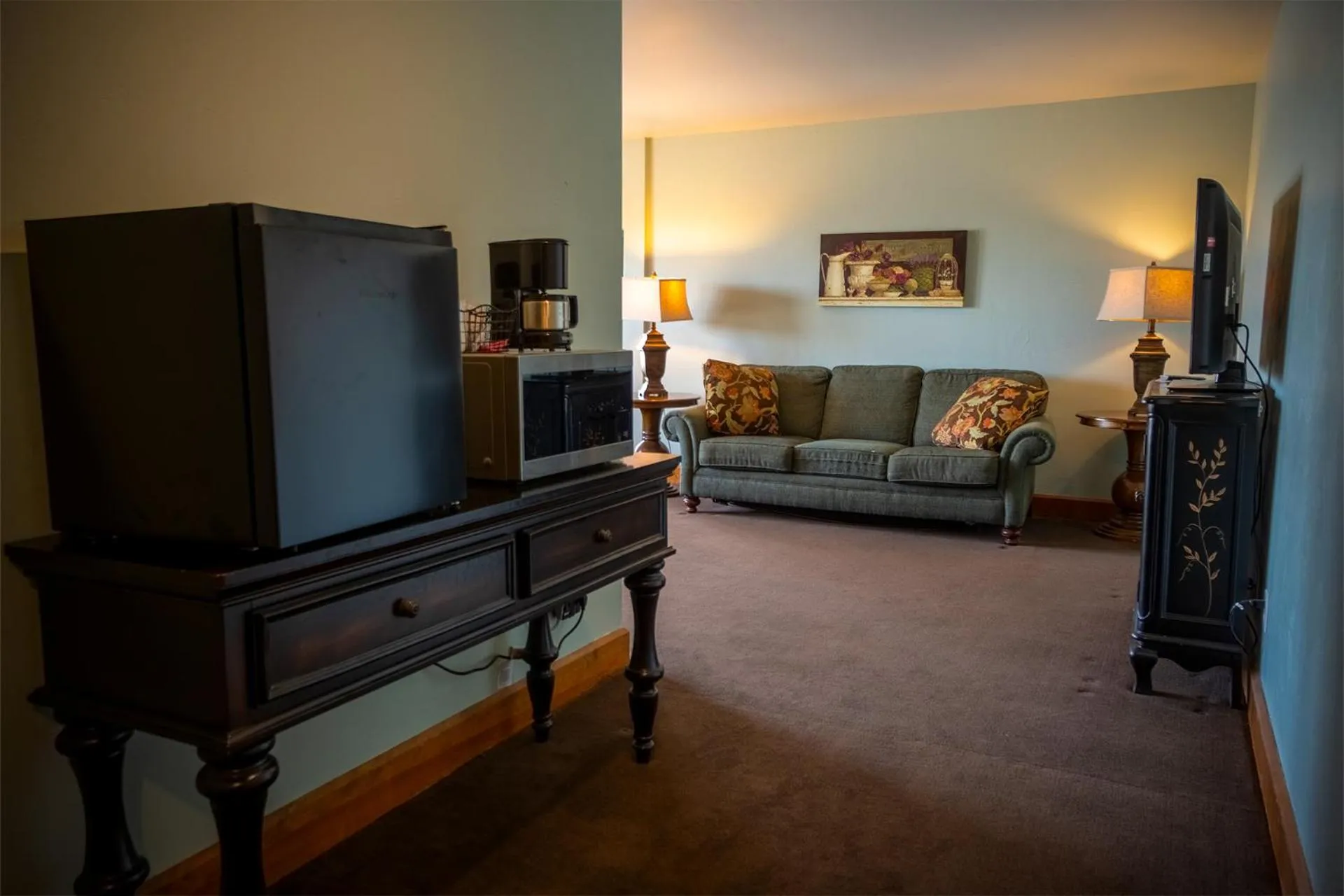 TV and multimedia in Nuk's Executive Suites