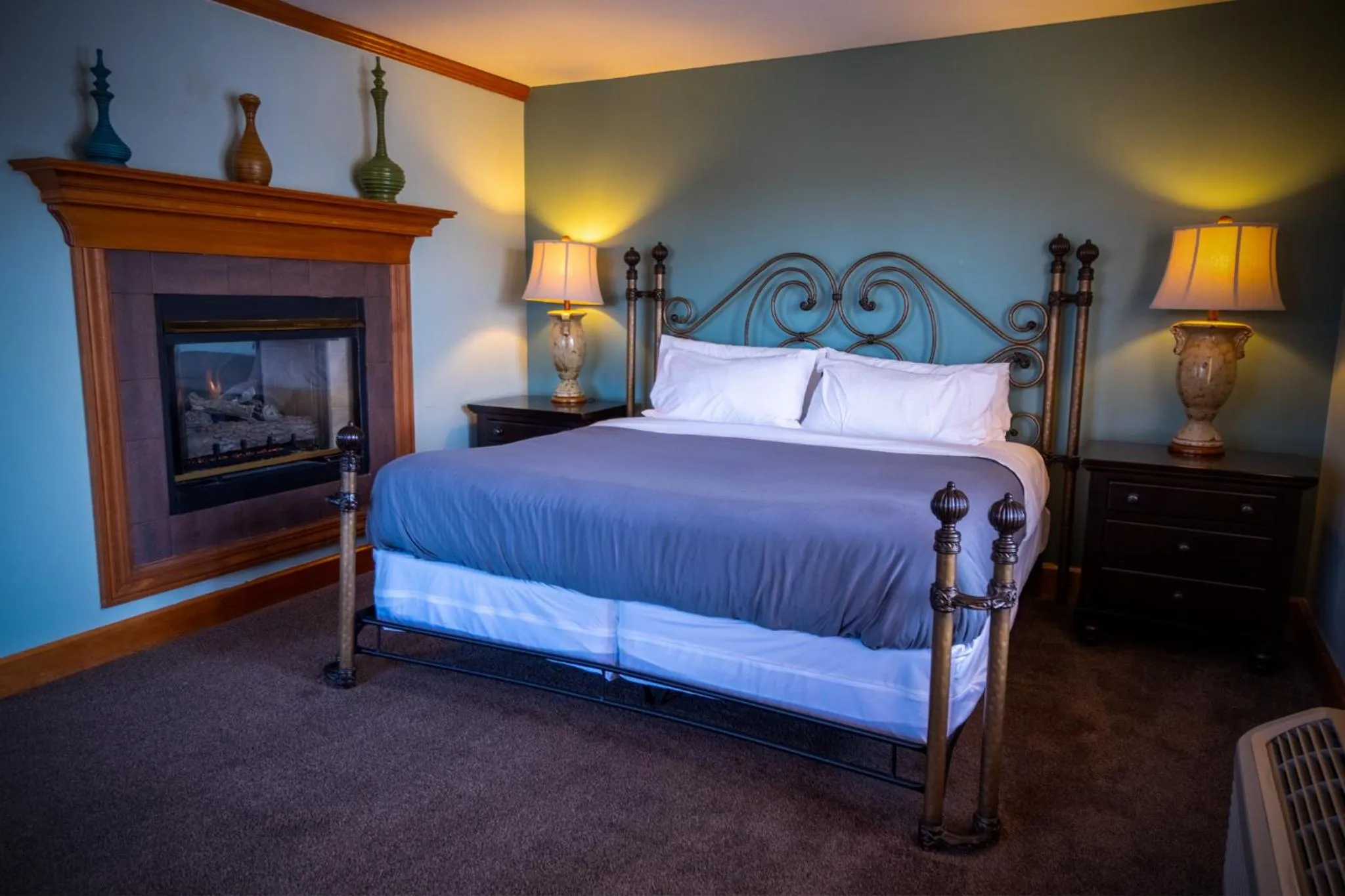 Bed in Nuk's Executive Suites