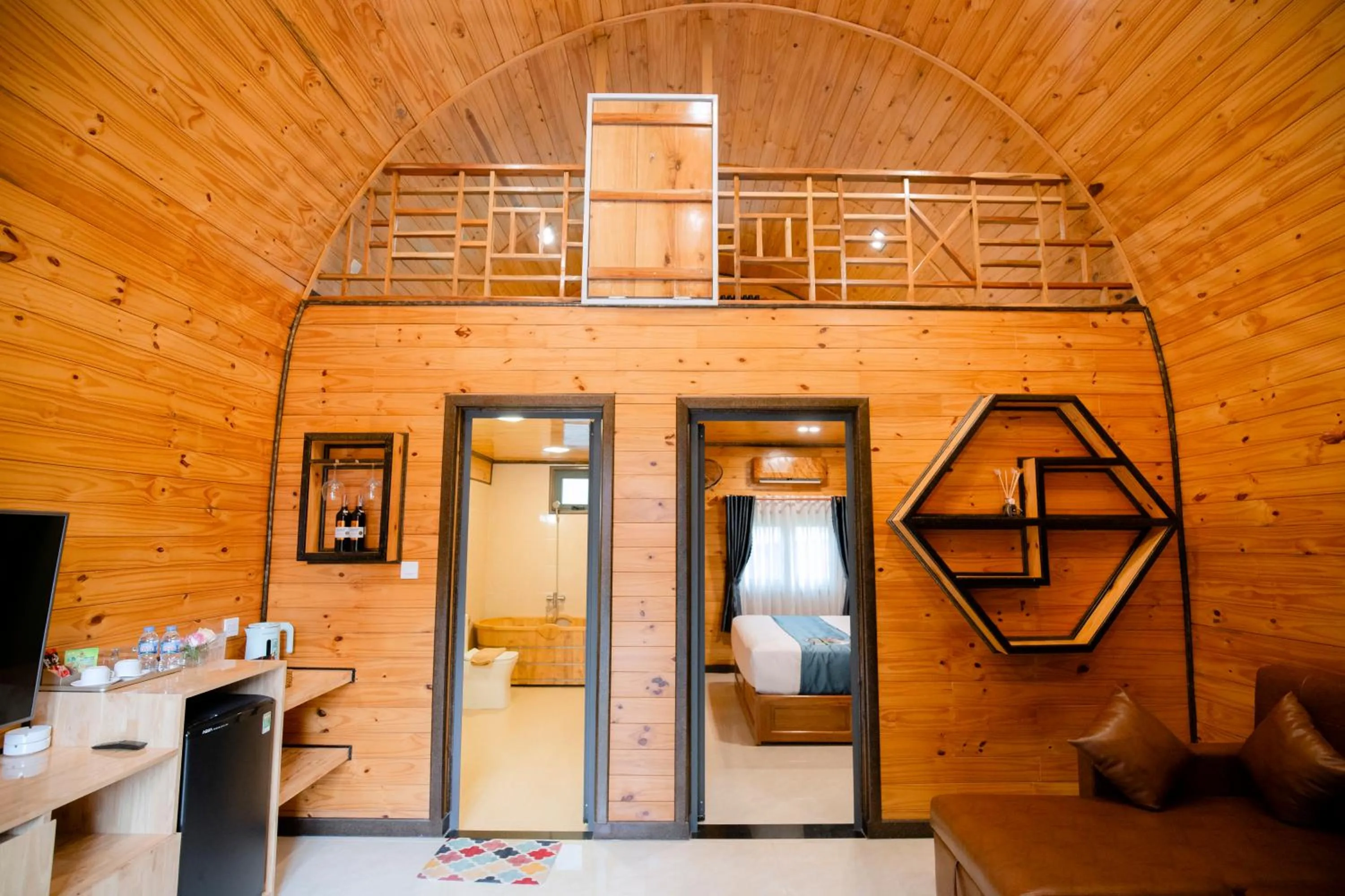 Shower in Resort Hàng Dương