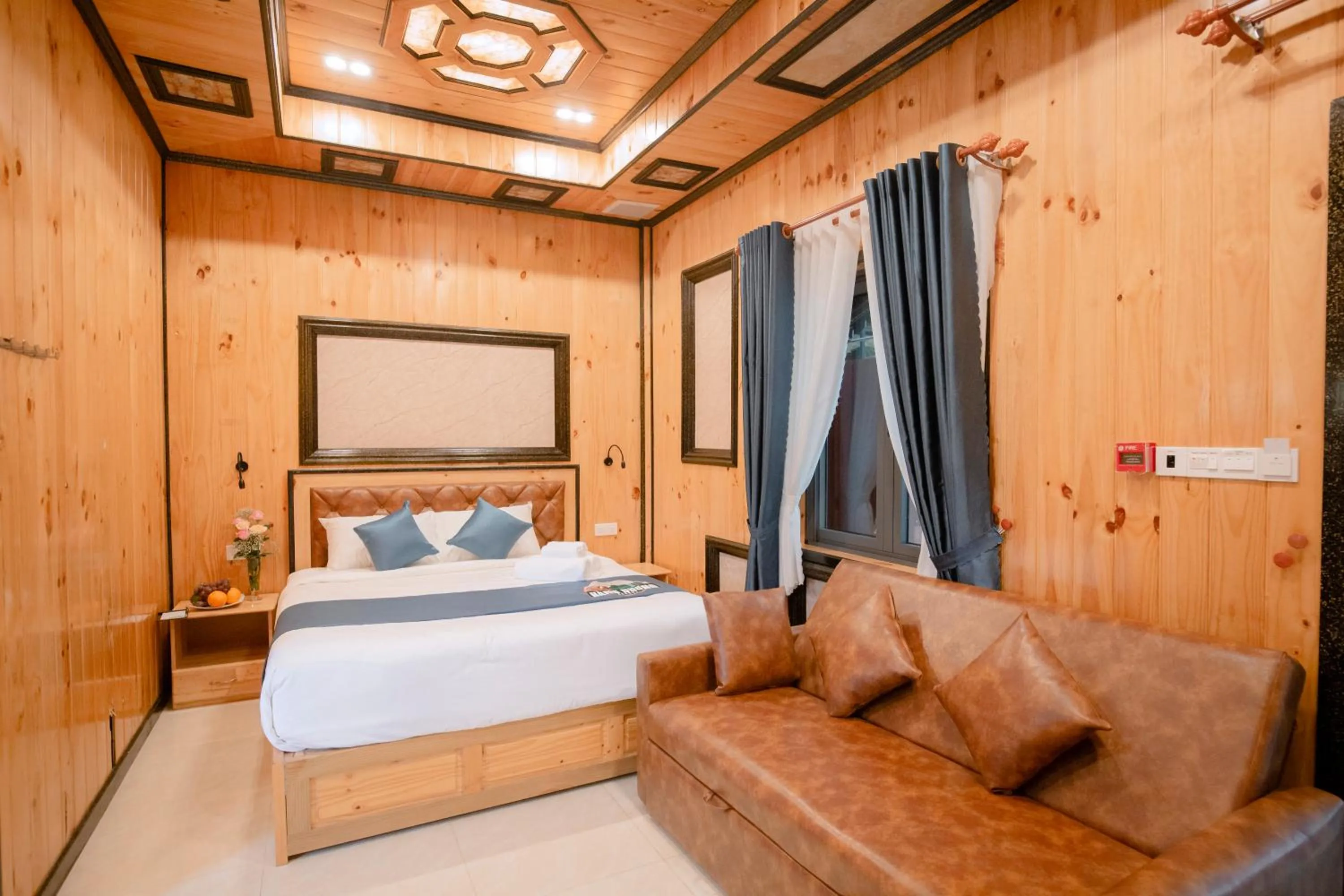 Bed in Resort Hàng Dương