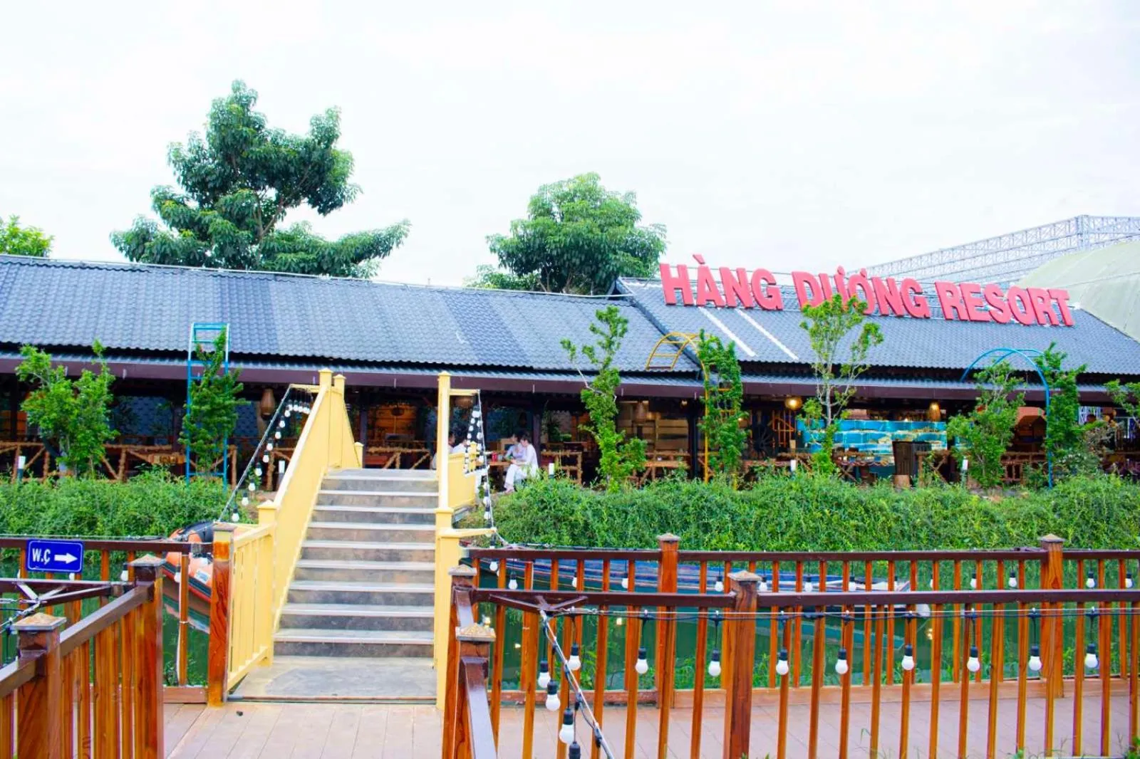 Property building in Resort Hàng Dương