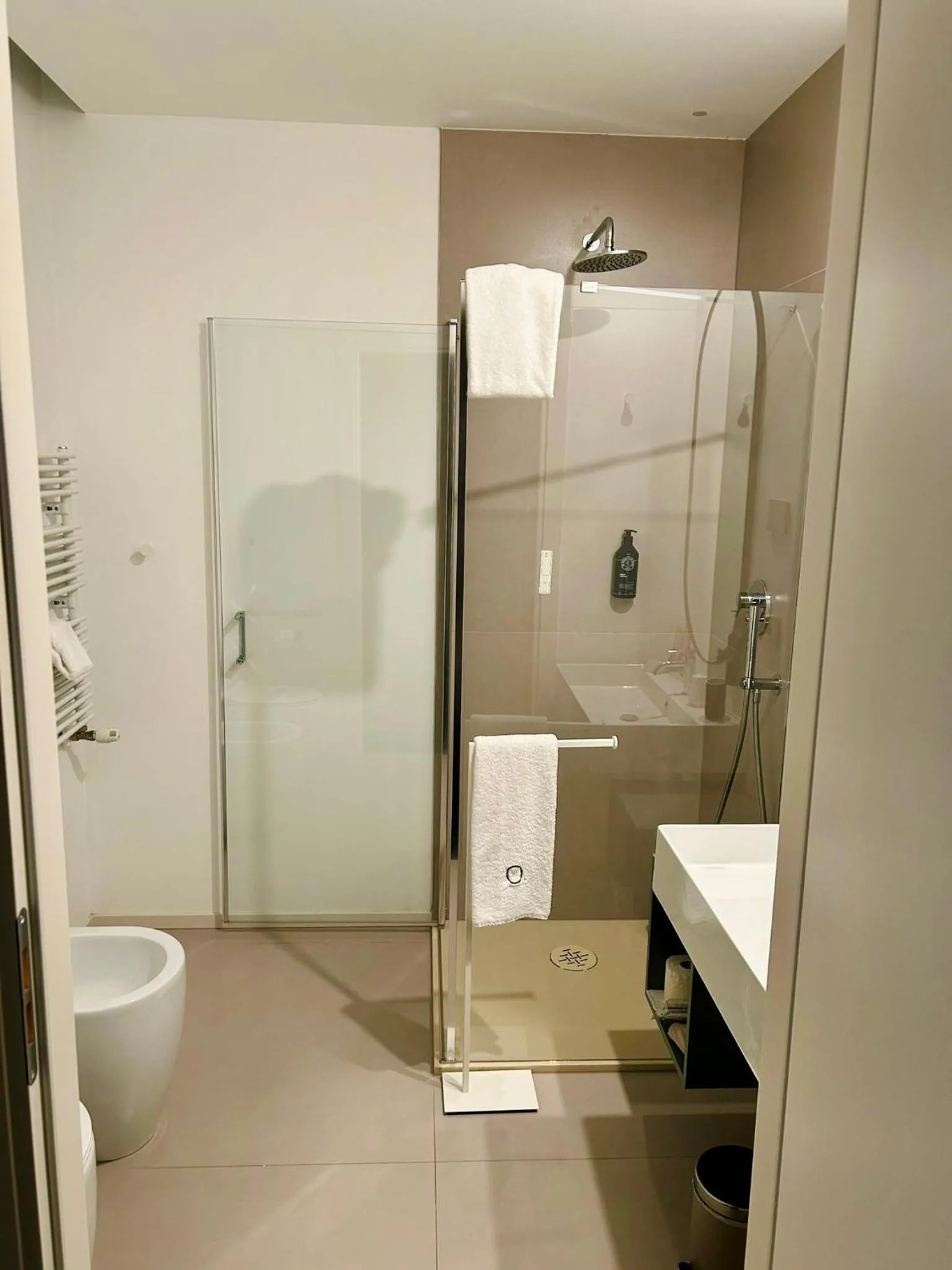 Bathroom in Open Hotel