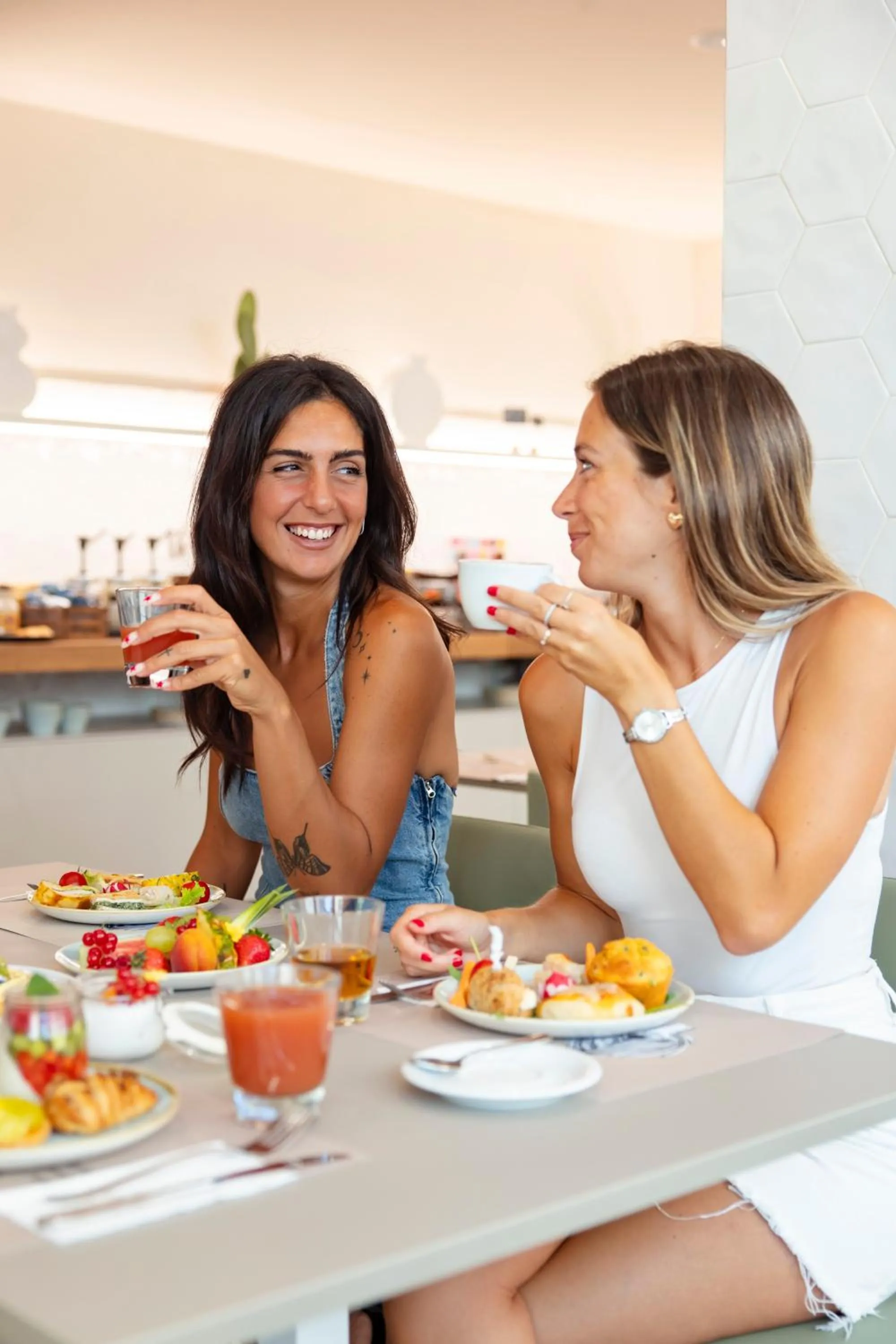 Food and drinks in Open Hotel