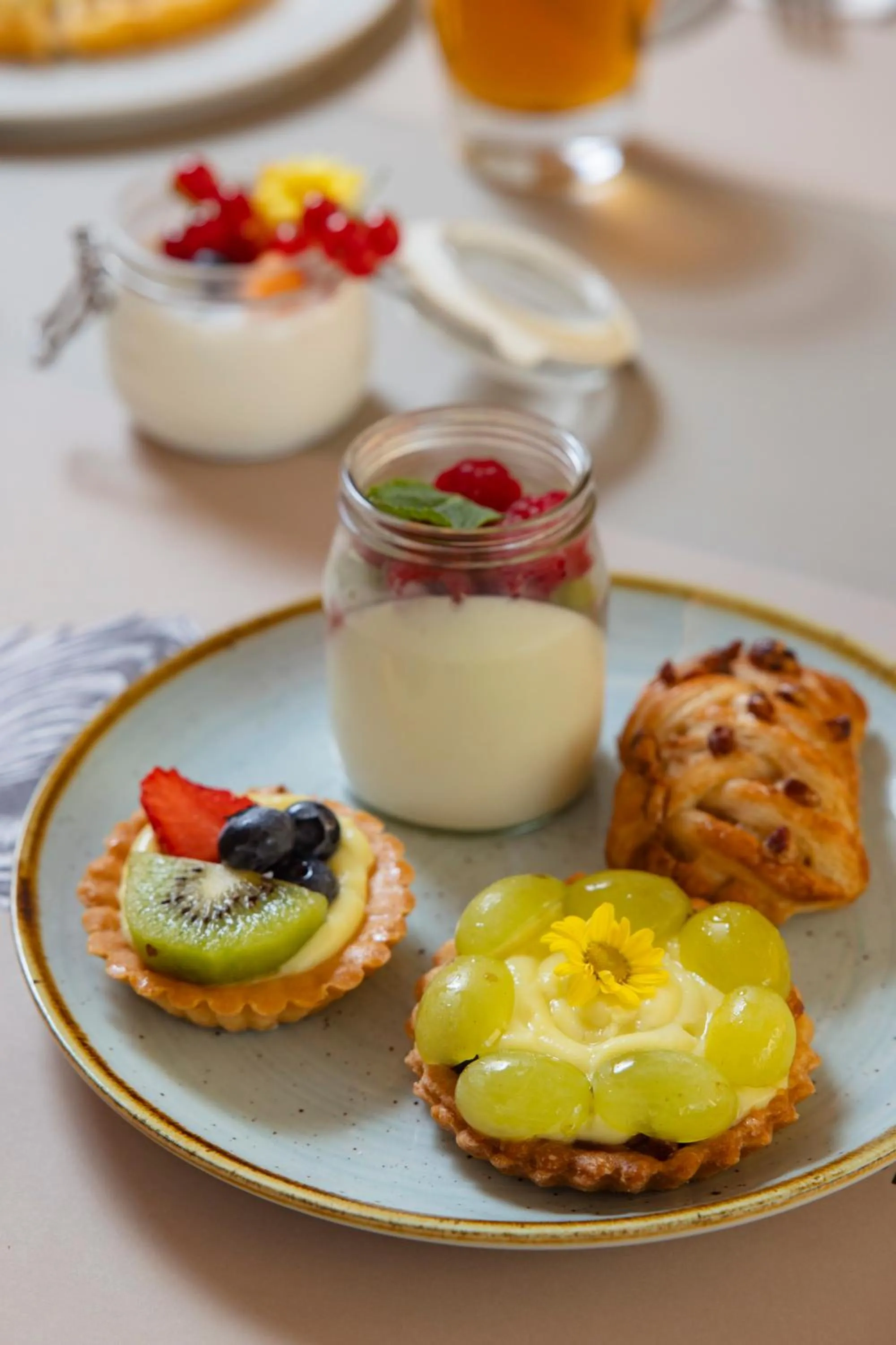 Food and drinks in Open Hotel