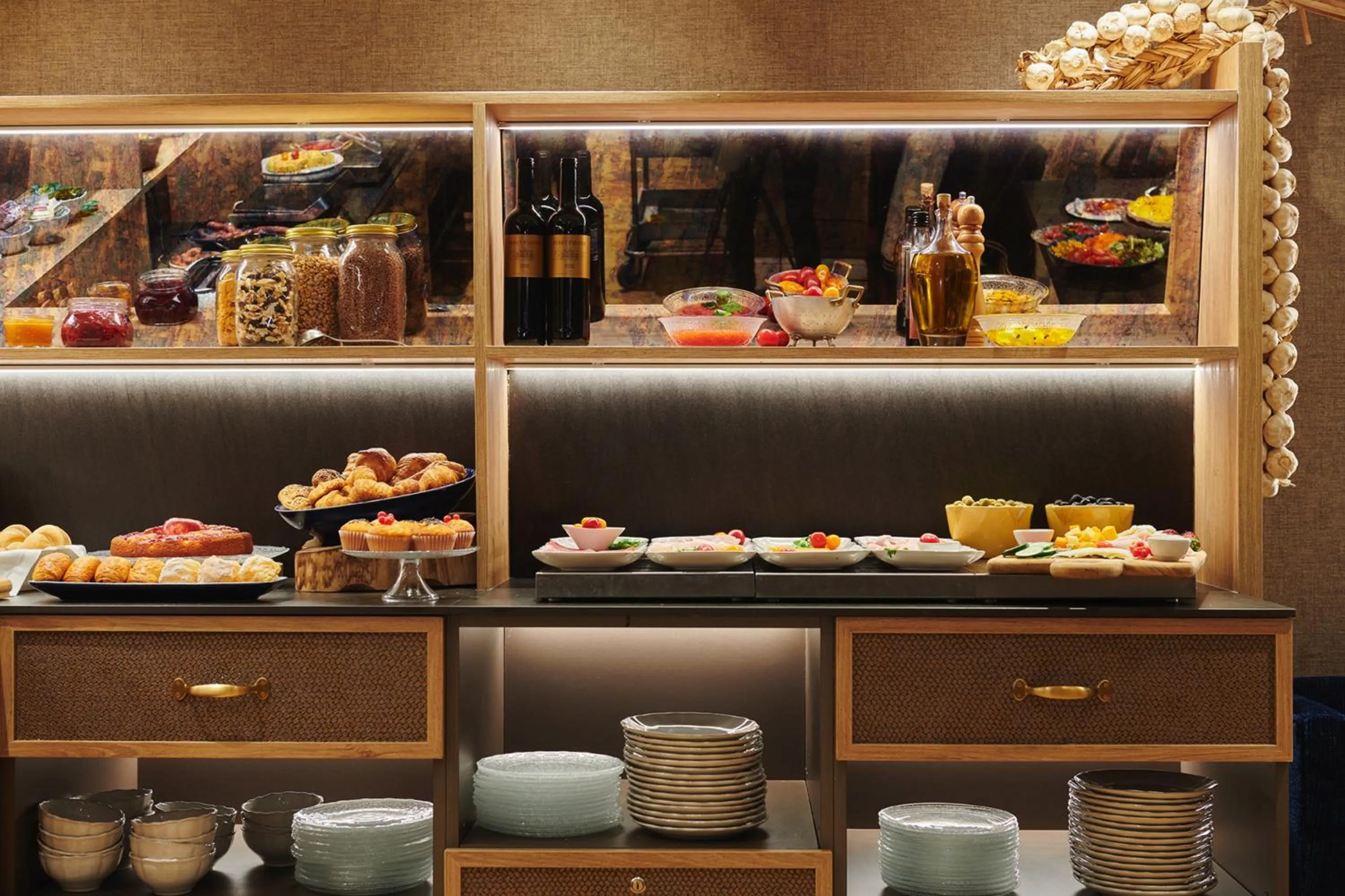 Breakfast in Acta Splendid