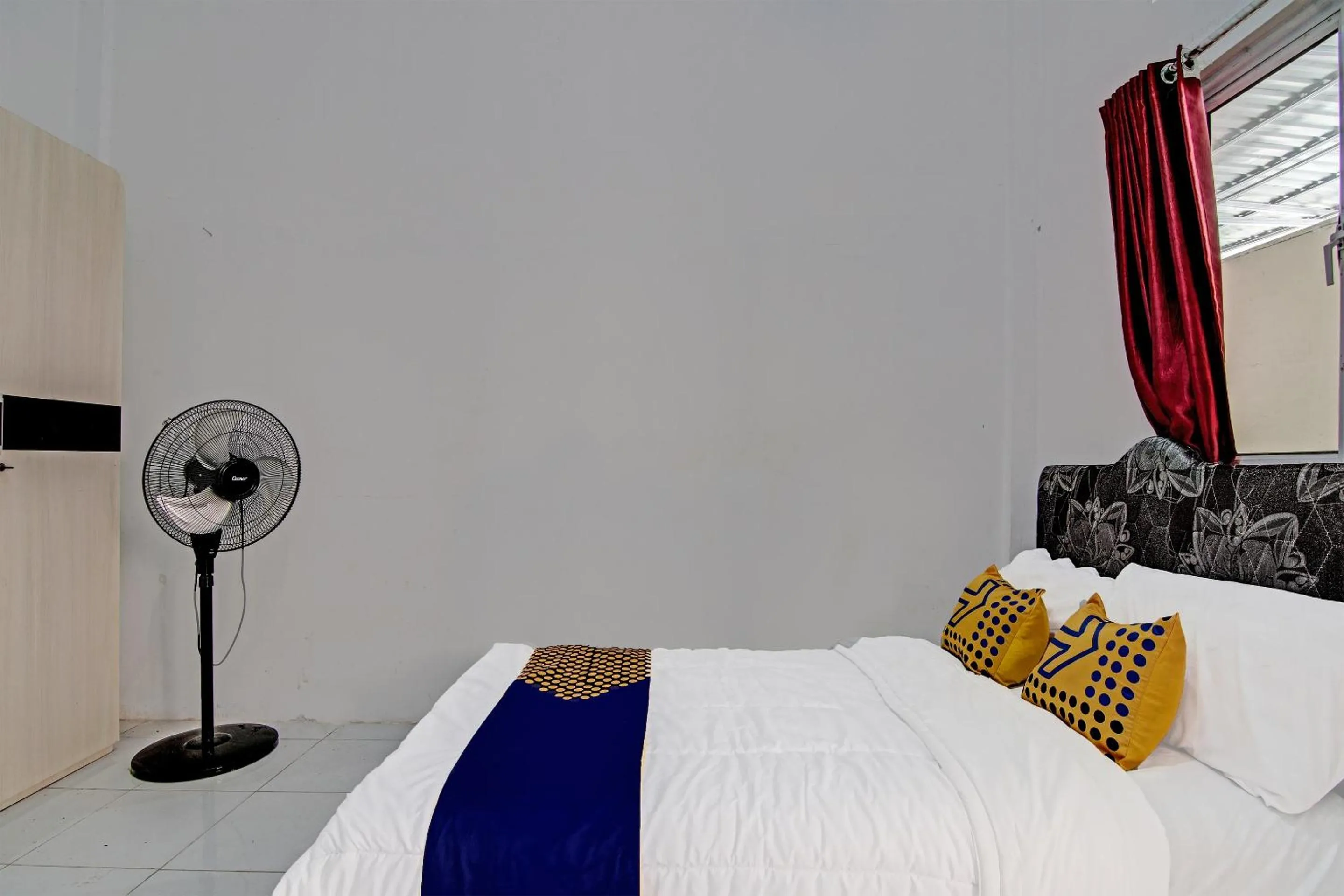 Bedroom, Bed in Hotel O Homestay Hj Lela Syariah