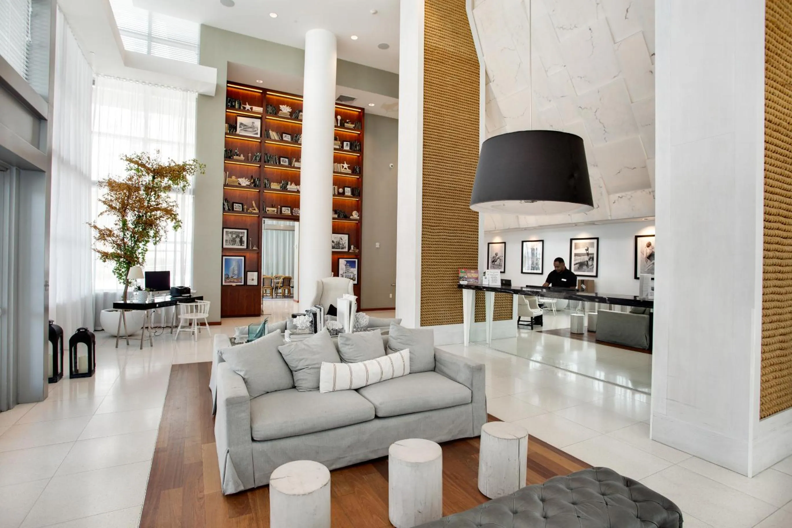 Lobby or reception in Monte Carlo by Miami Vacations