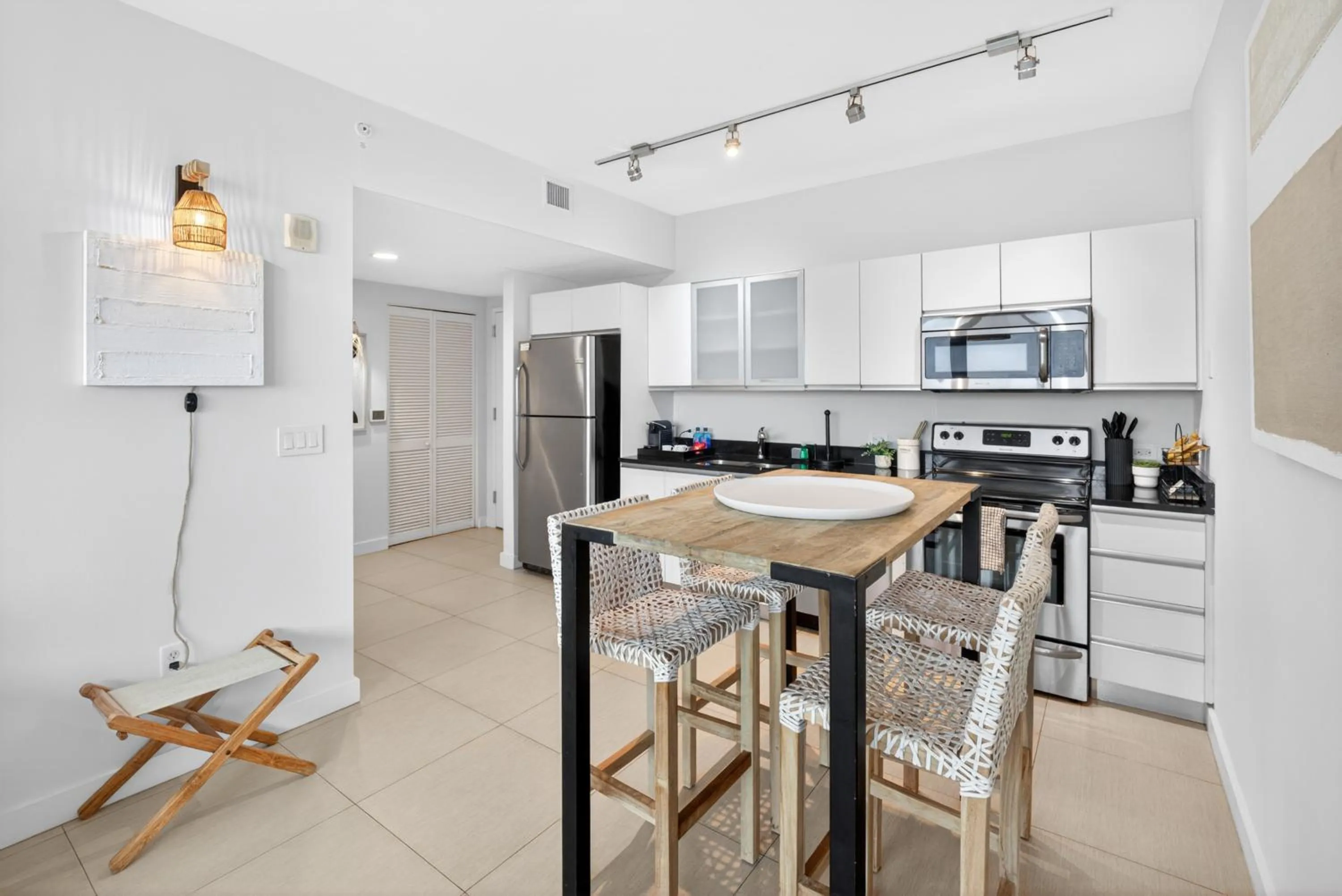 Dining area in Monte Carlo by Miami Vacations