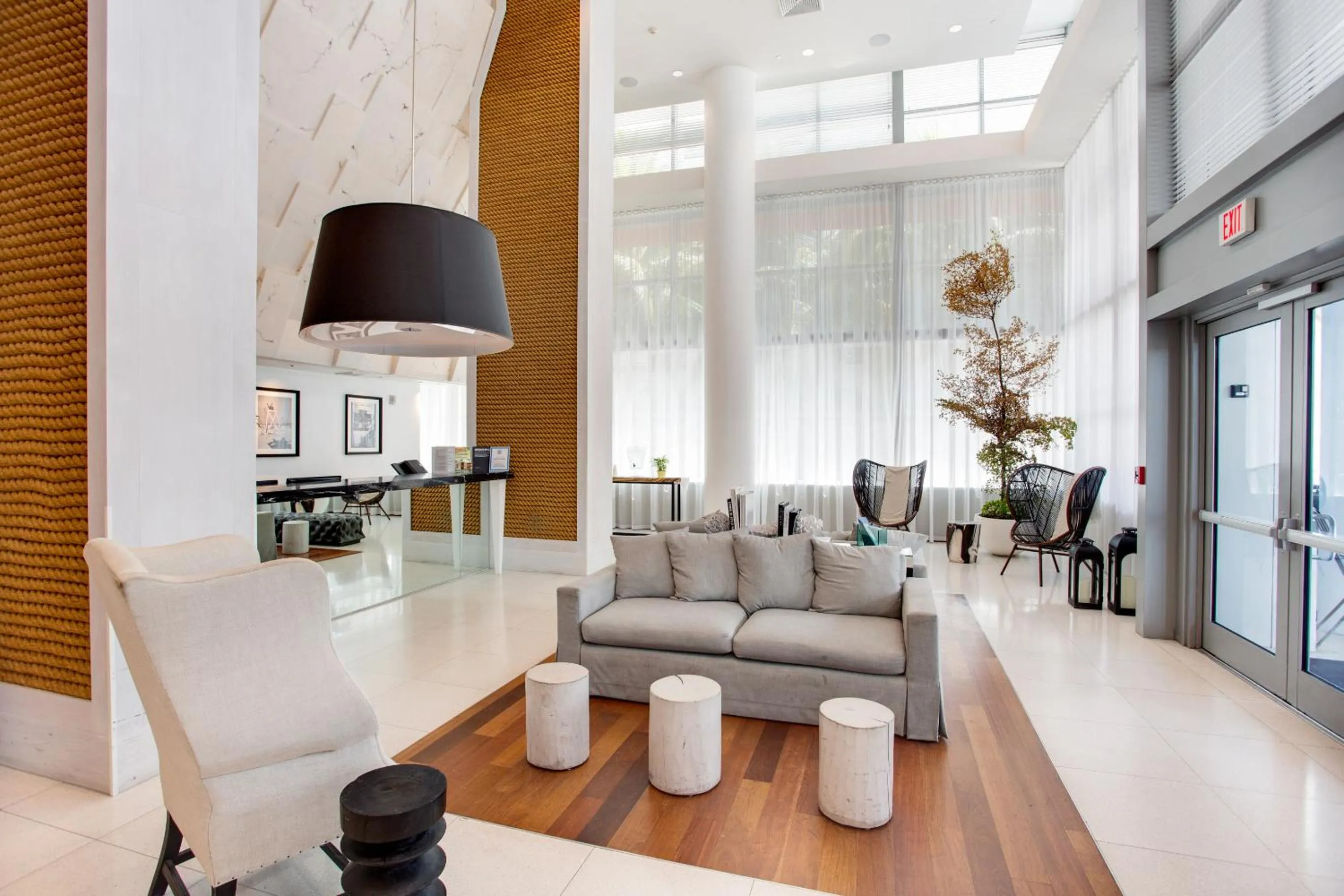 Lobby or reception in Monte Carlo by Miami Vacations