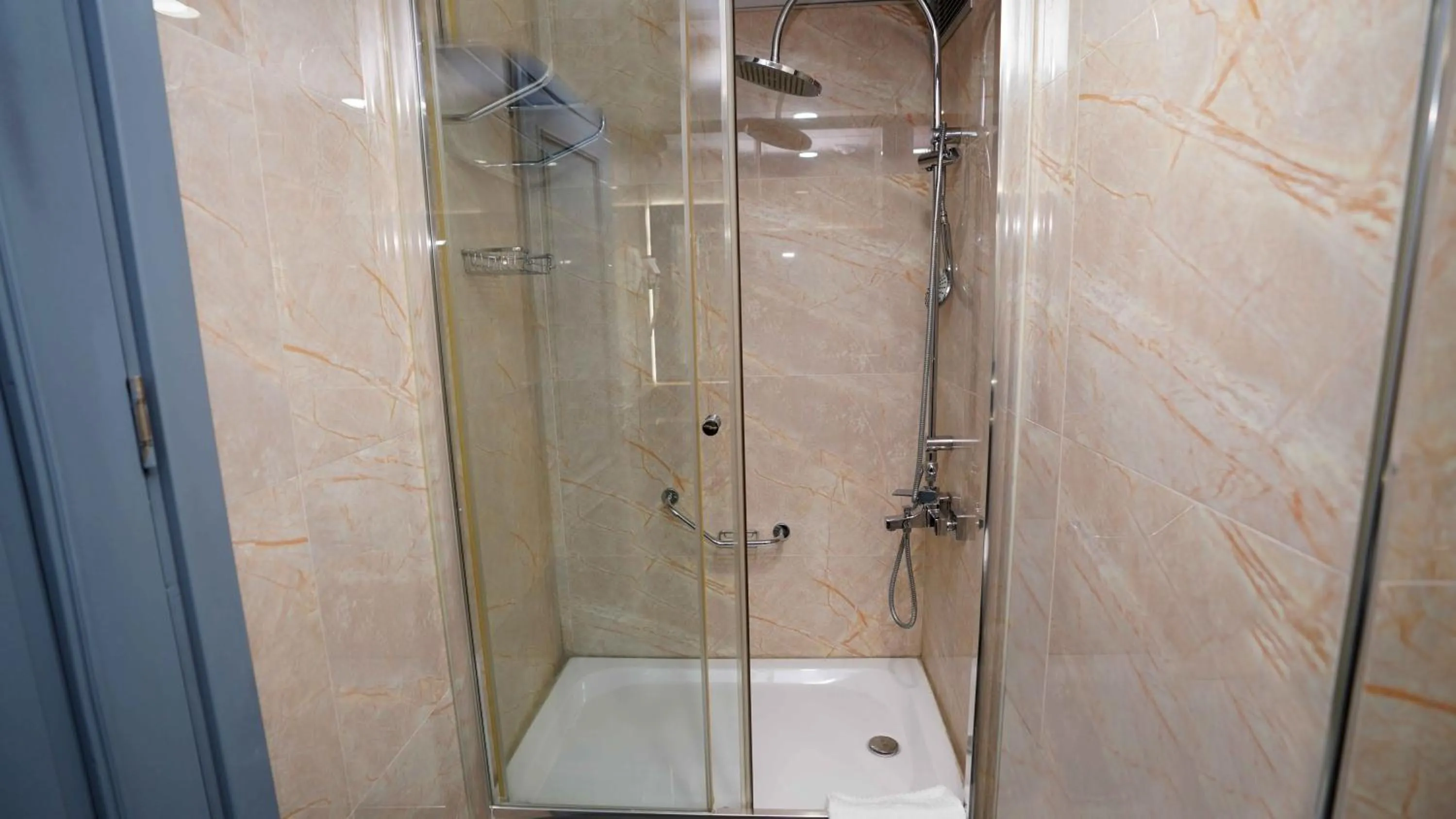 Bathroom in AURA MARINA HOTEL