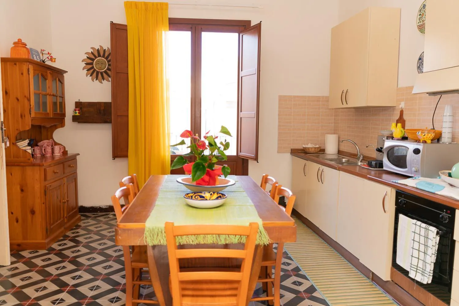 Communal kitchen in B&B Favignana