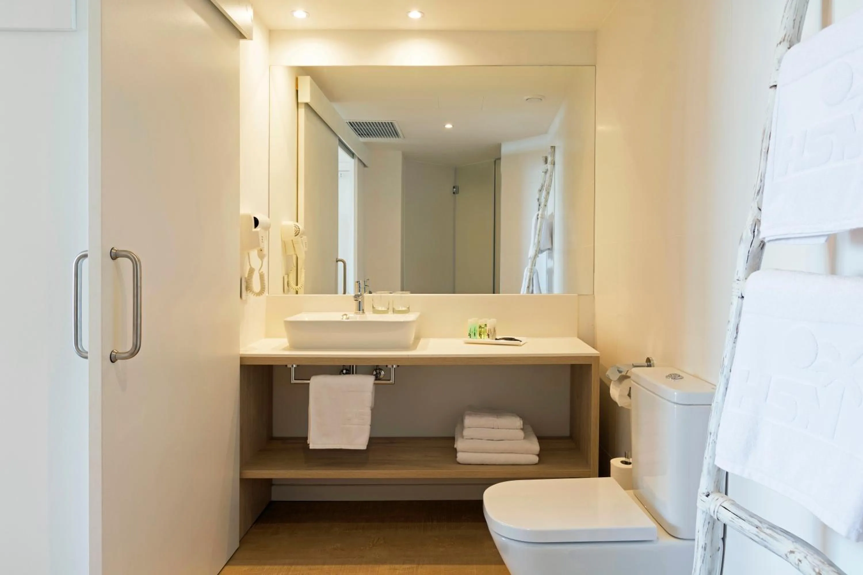 Bathroom in HSM Son Veri - Adults Only