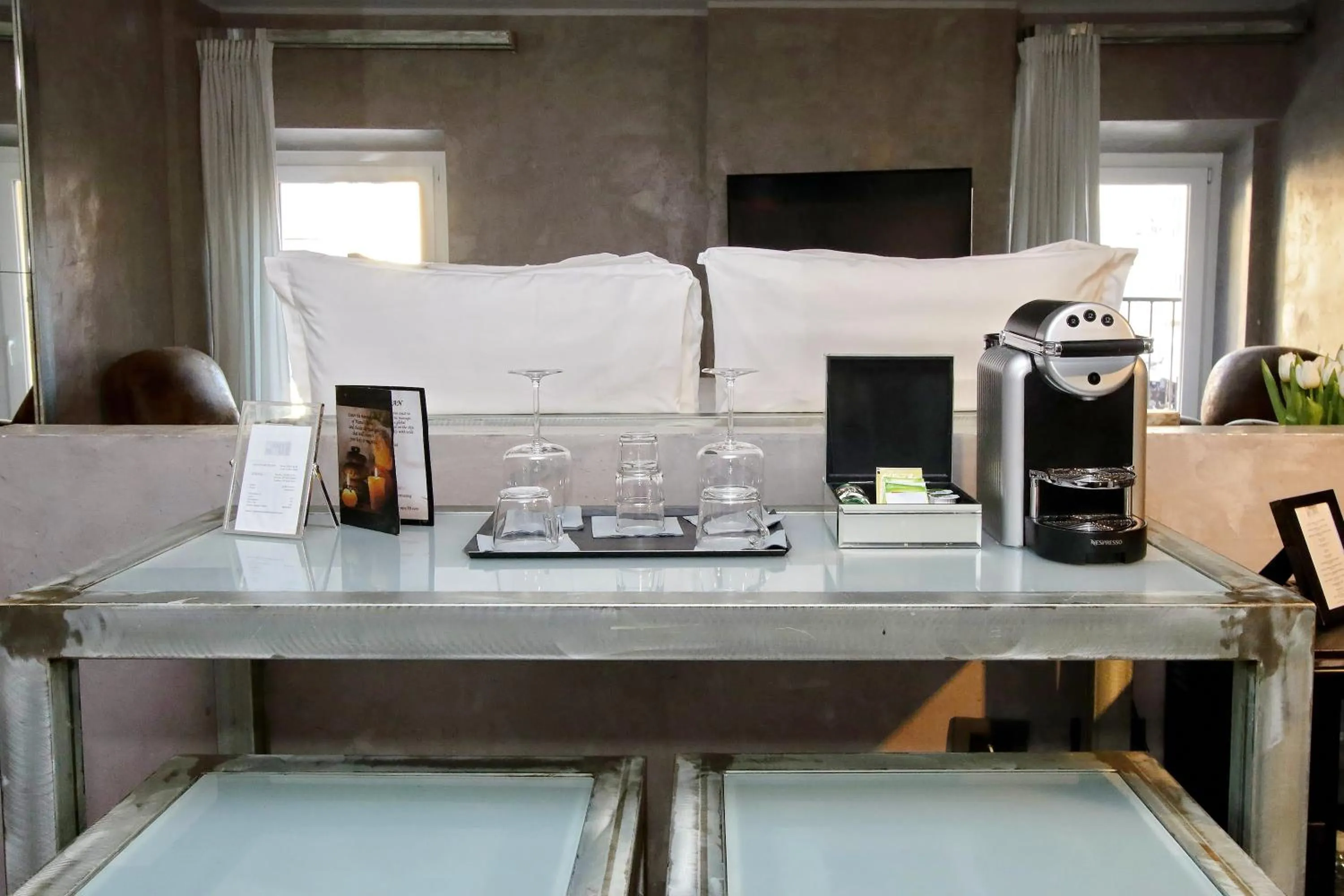 Coffee/tea facilities in Mama's Home Rome