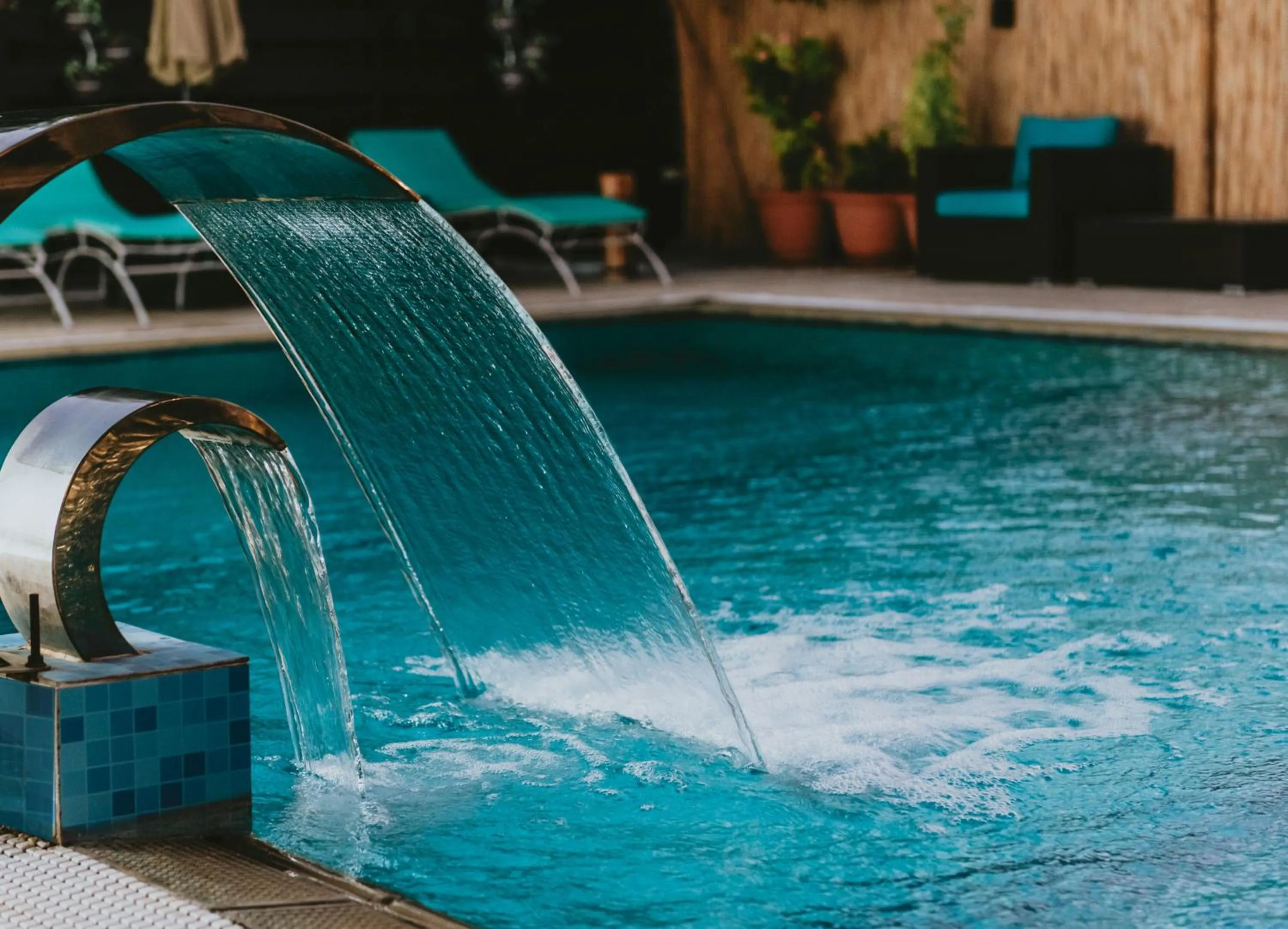 Pool view in Sunside Inn Hotel