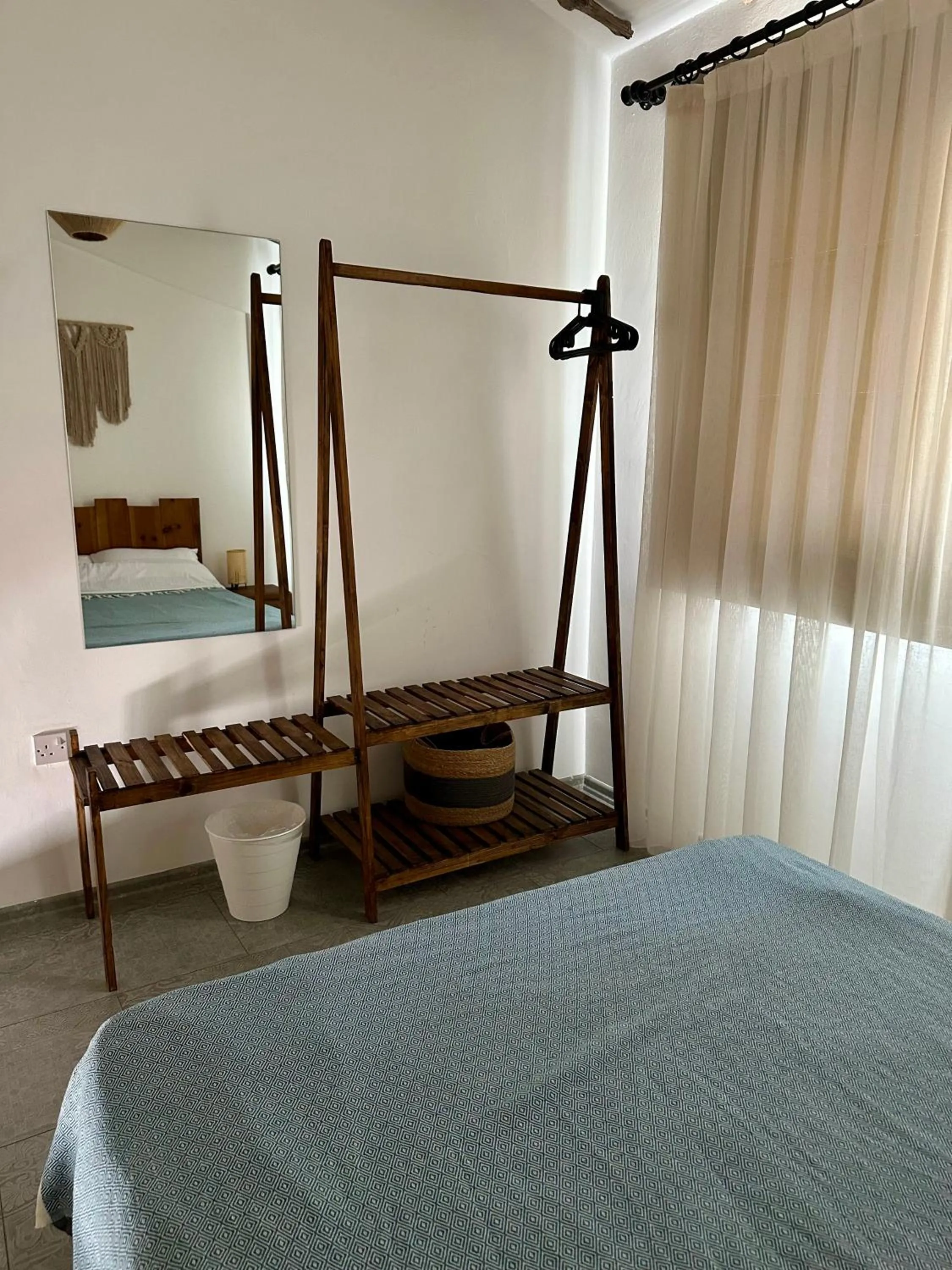 Bed in Sunside Inn Hotel