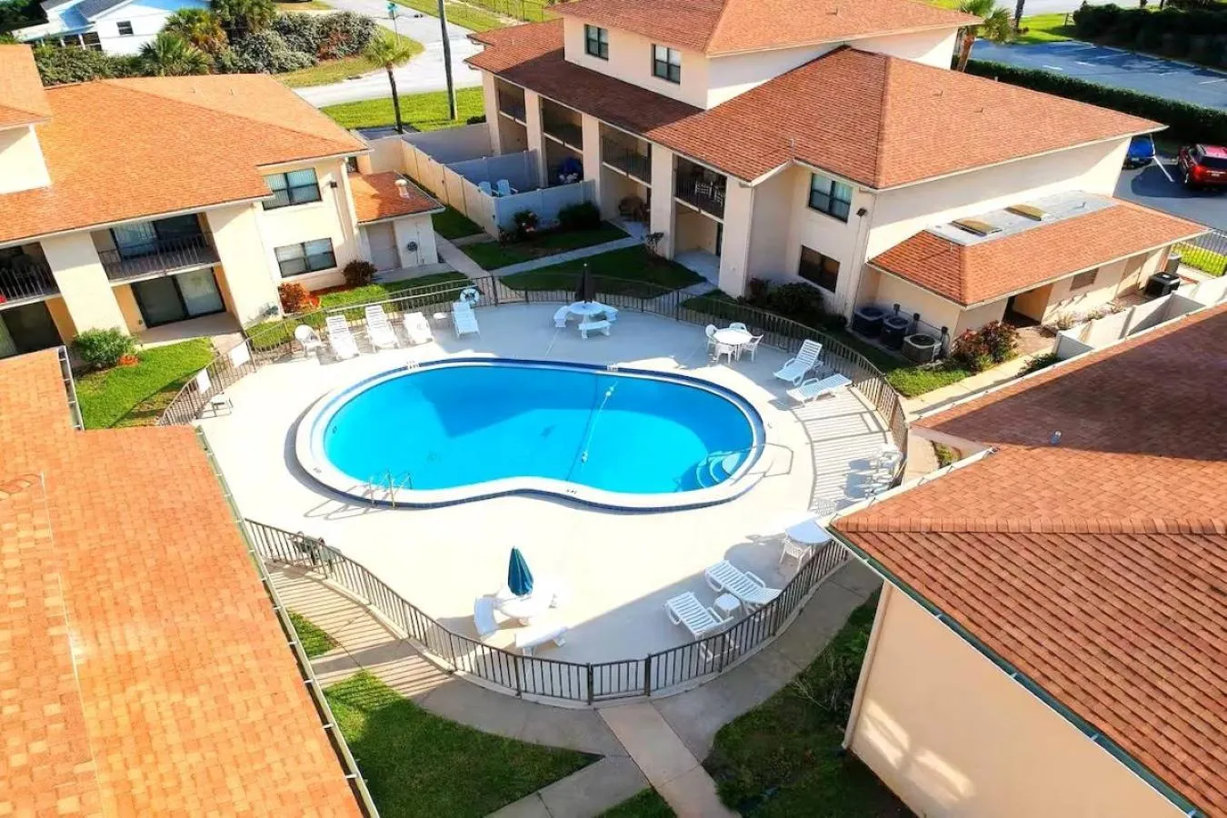 Property building in Welcome to Oasis #21 Your Coastal Retreat in Daytona Beach Shores-Walk To The Beach