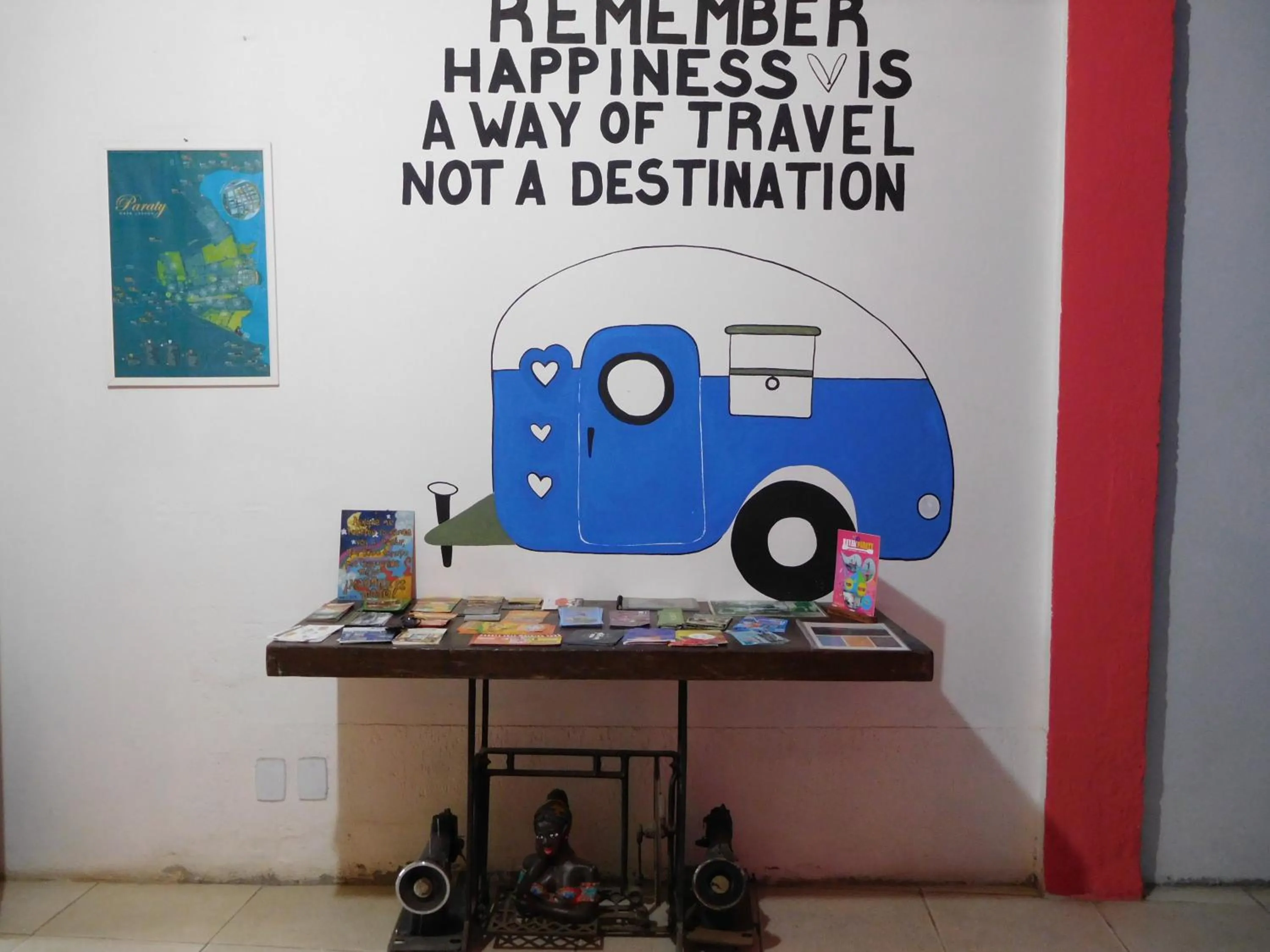 Decorative detail in Vibe Hostel Paraty