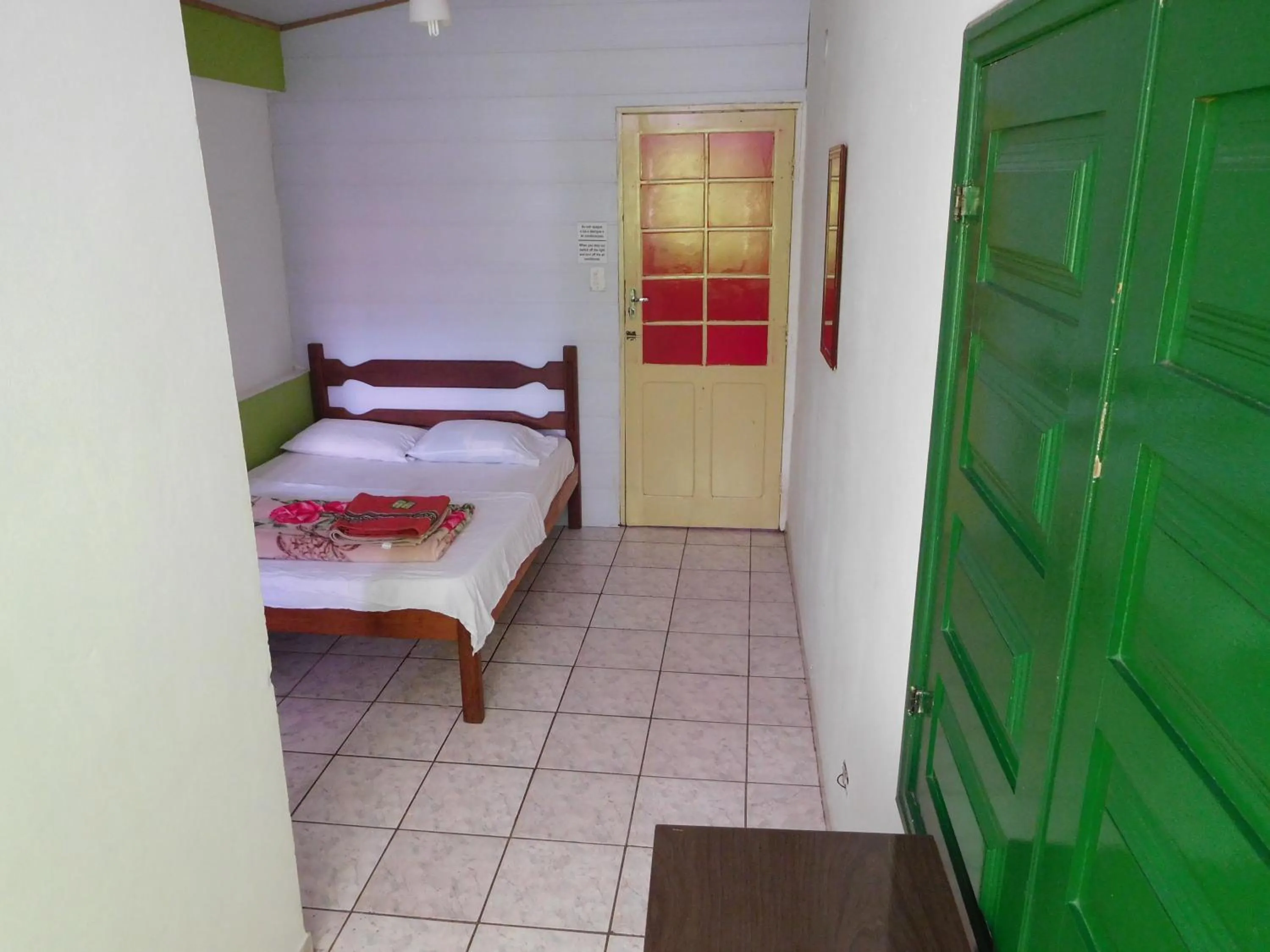 Bedroom, Bed in Vibe Hostel Paraty