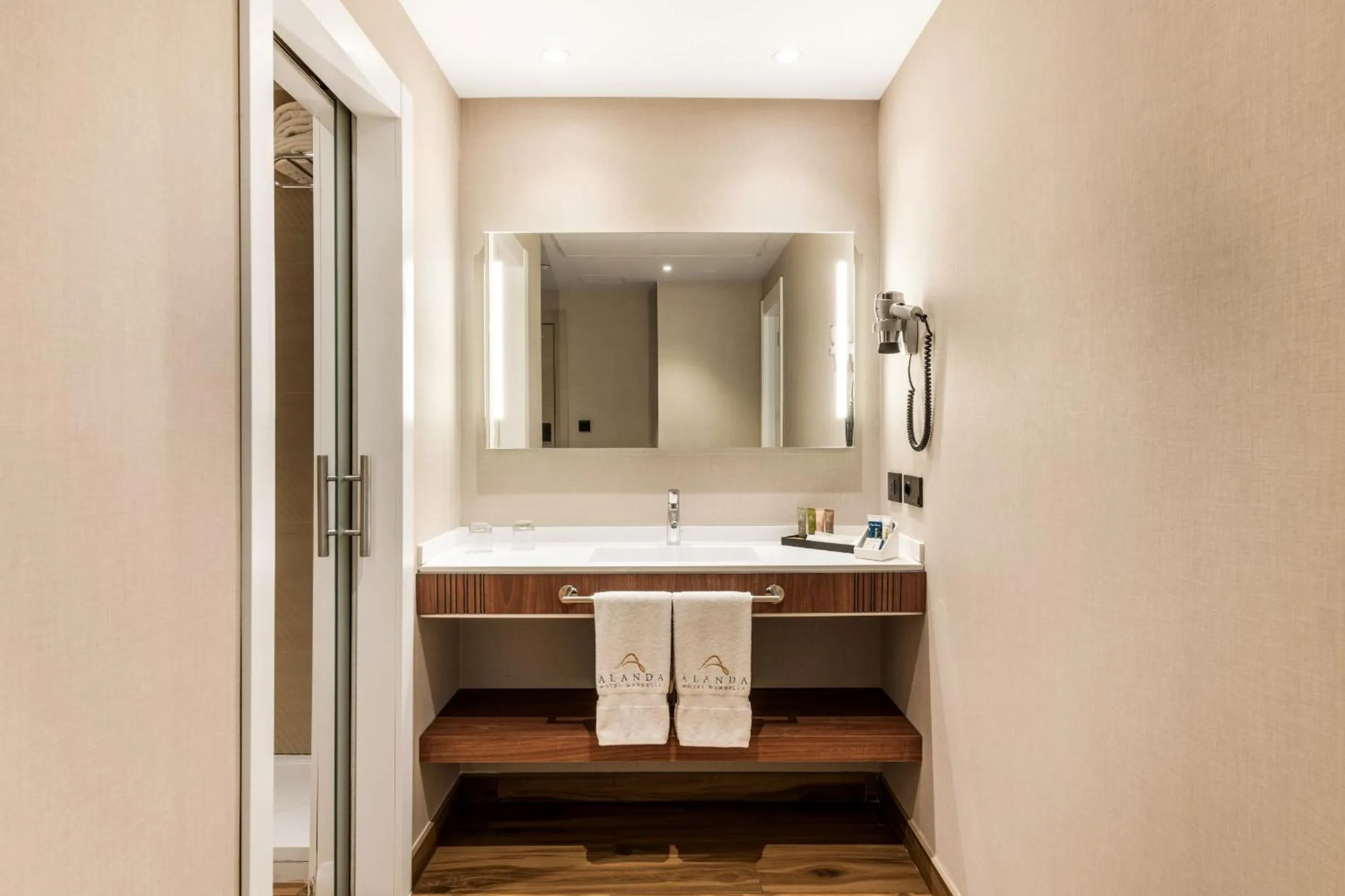 Bathroom in Alanda Marbella Hotel & Wellness