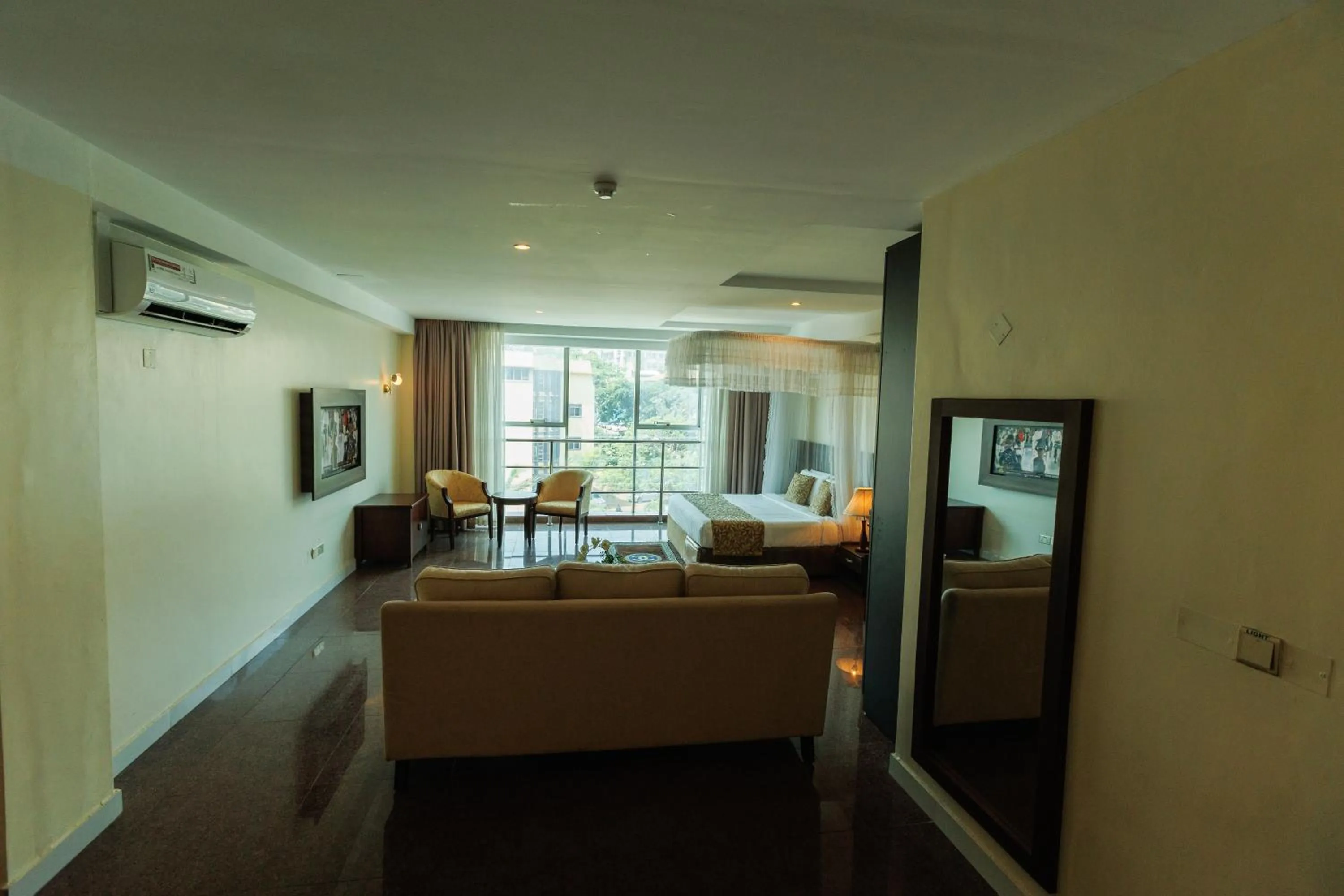 TV and multimedia in Koki Hotel