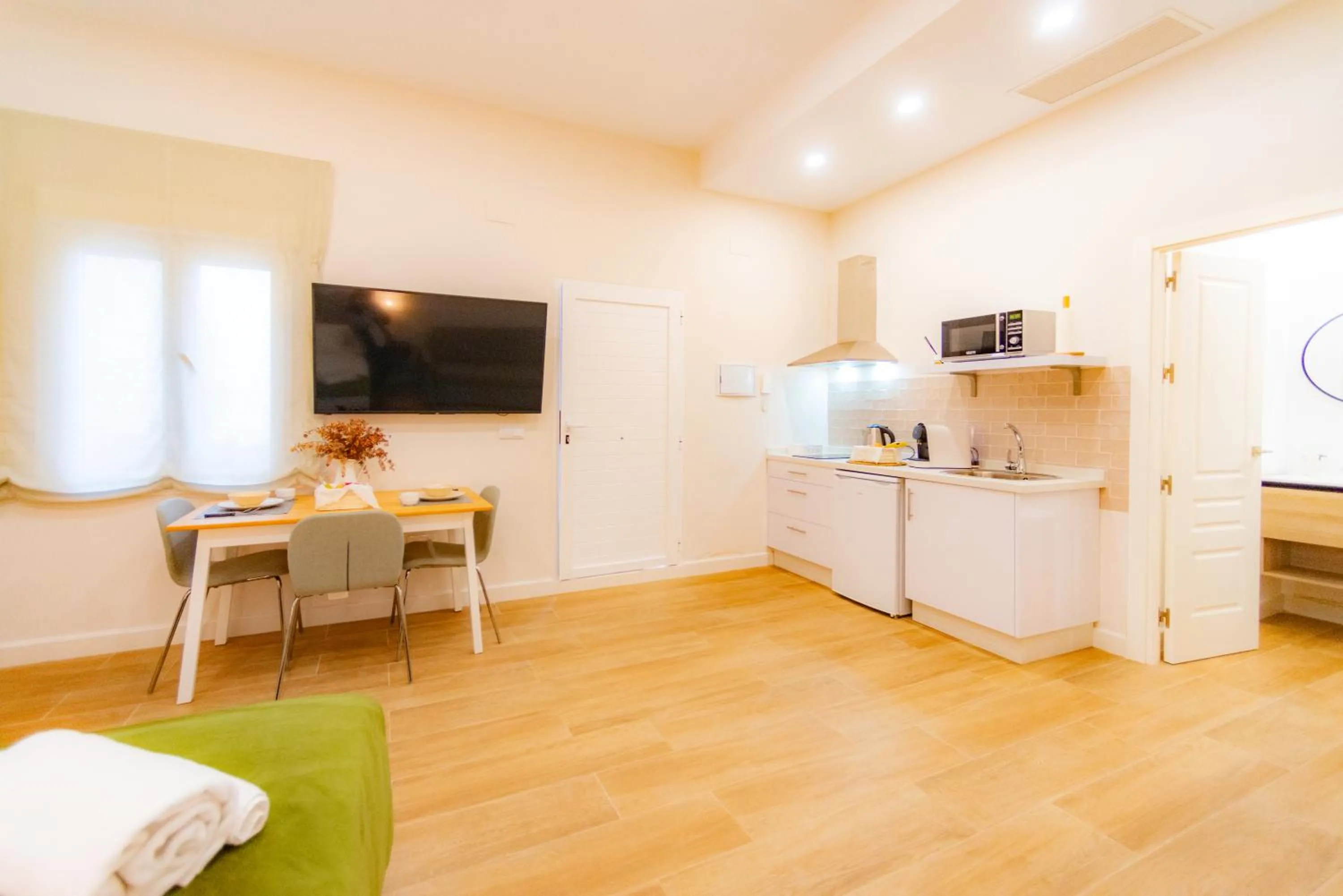 Kitchen or kitchenette in Suites Casa San Mateo