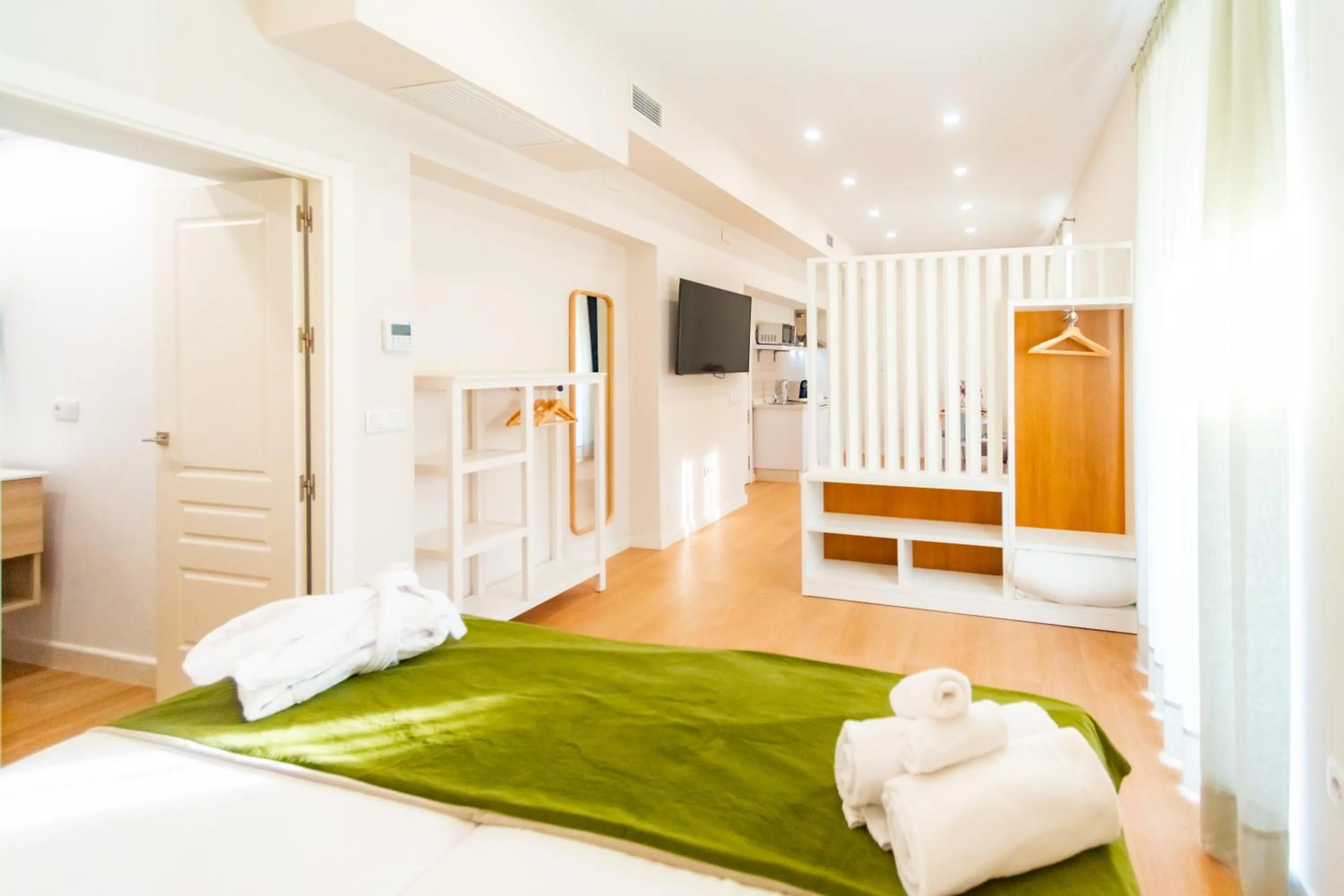 Bedroom, Bed in Suites Casa San Mateo