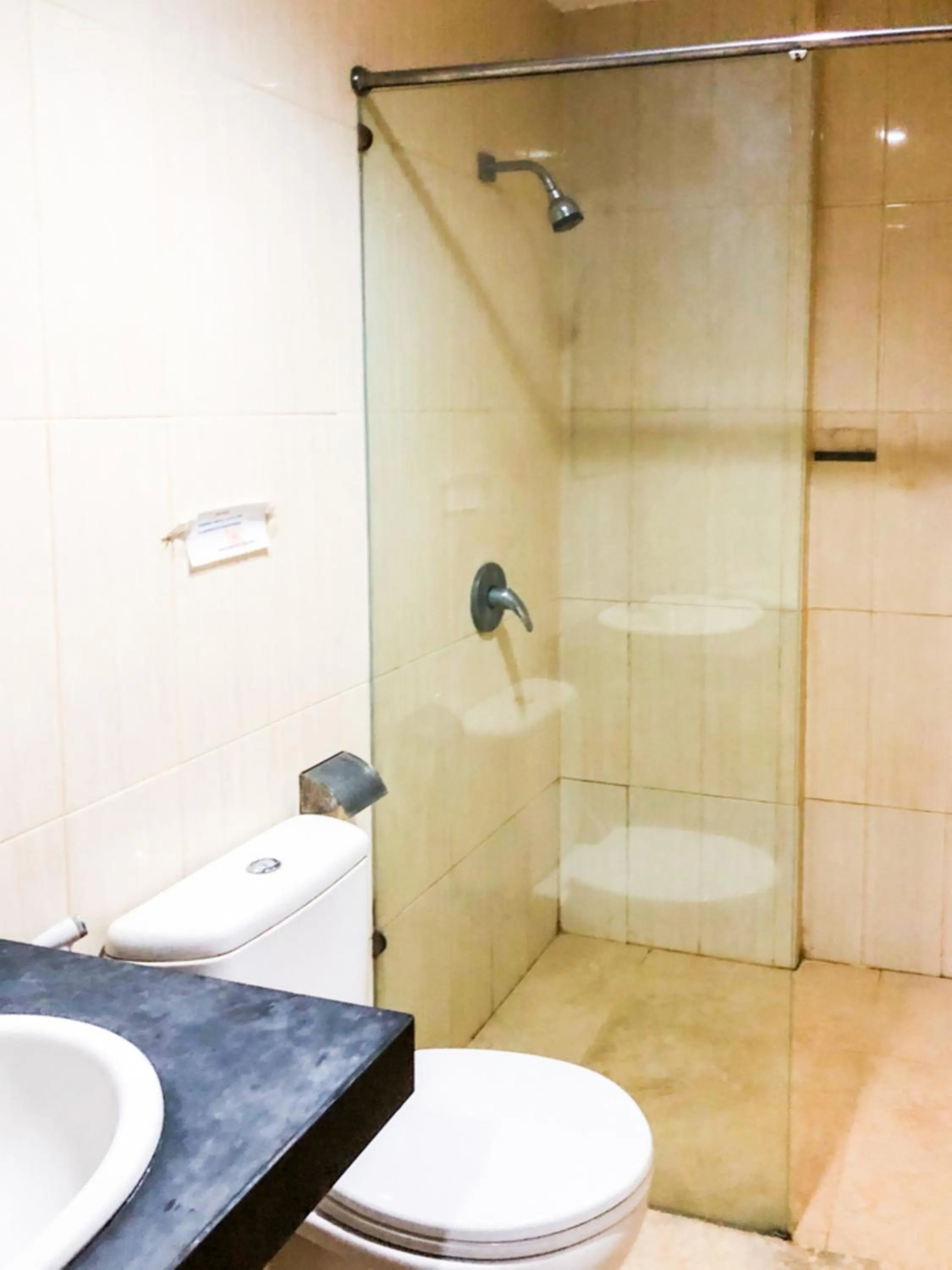 RedDoorz At Hotel Gajah Mada Palu