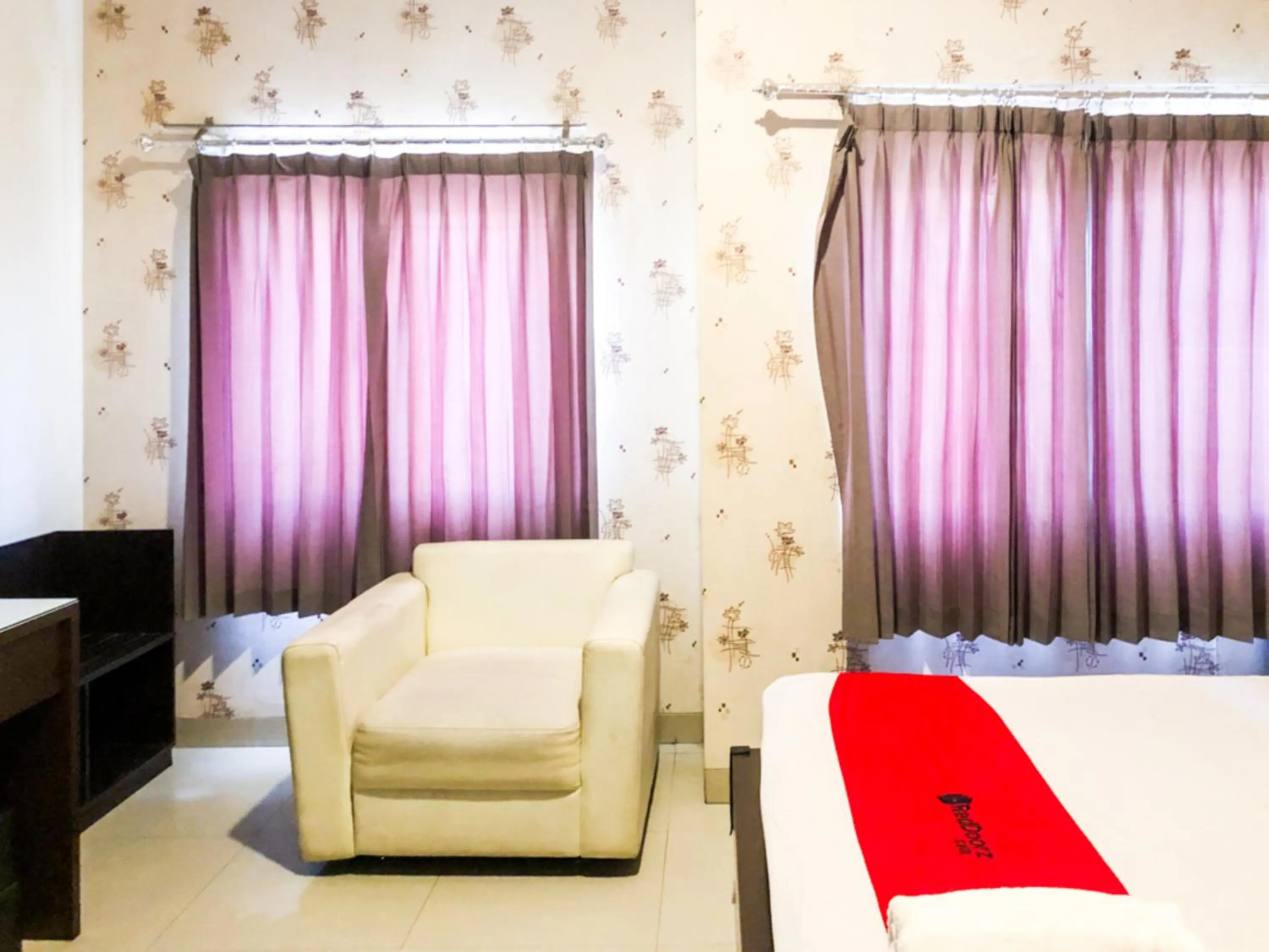 Bed in RedDoorz At Hotel Gajah Mada Palu