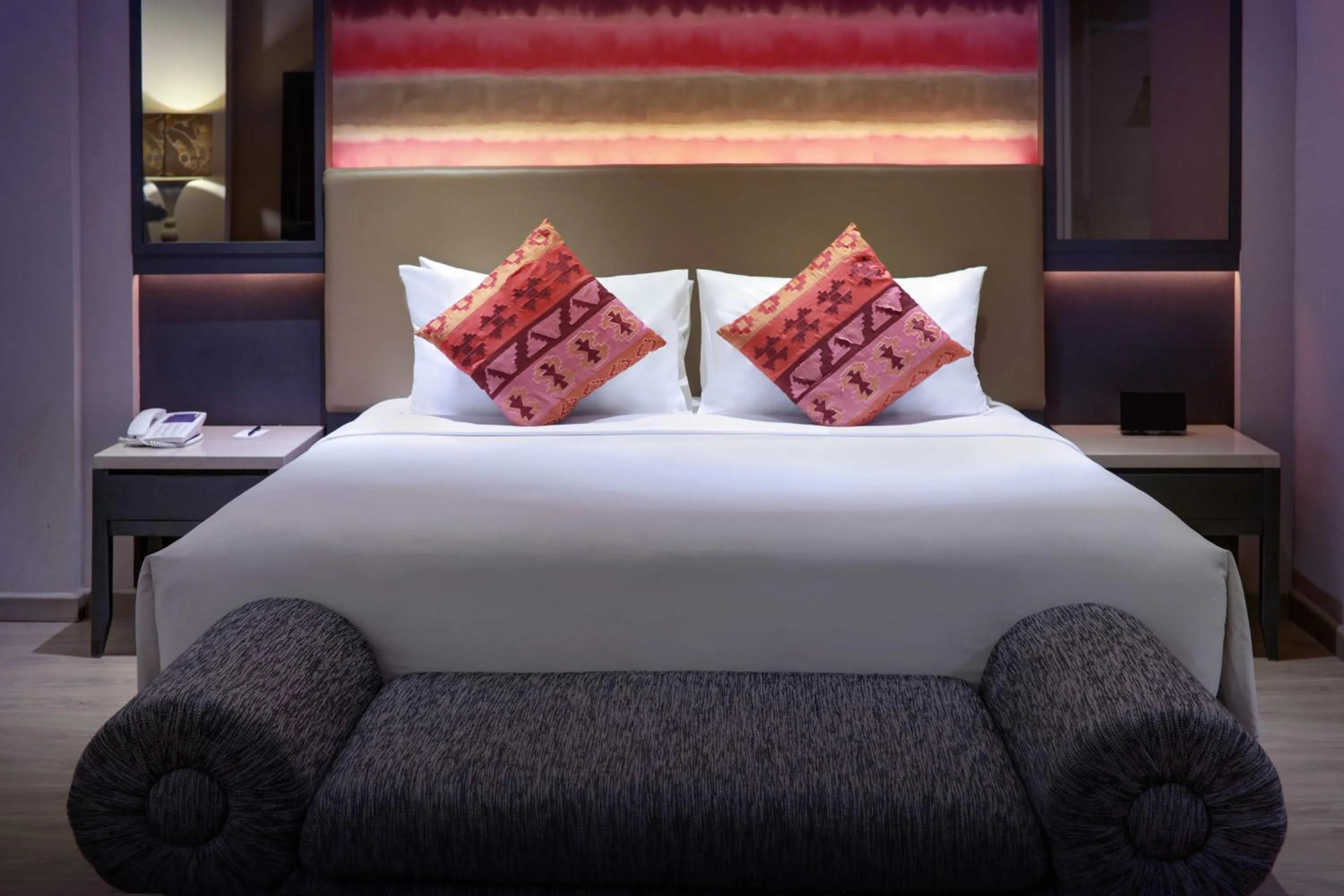 Bed in Grand Mercure Bandung Setiabudi