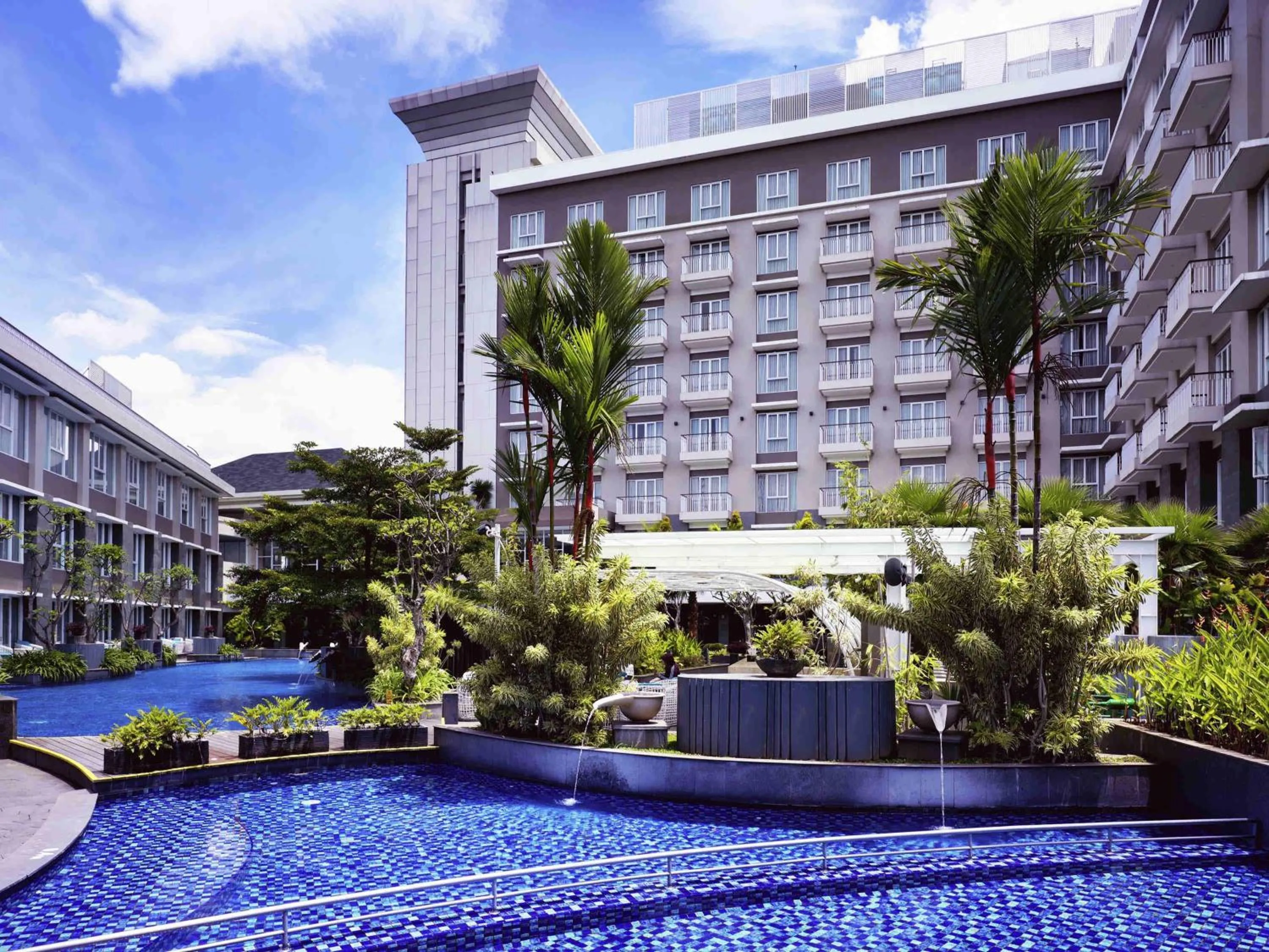 Property building in Grand Mercure Bandung Setiabudi