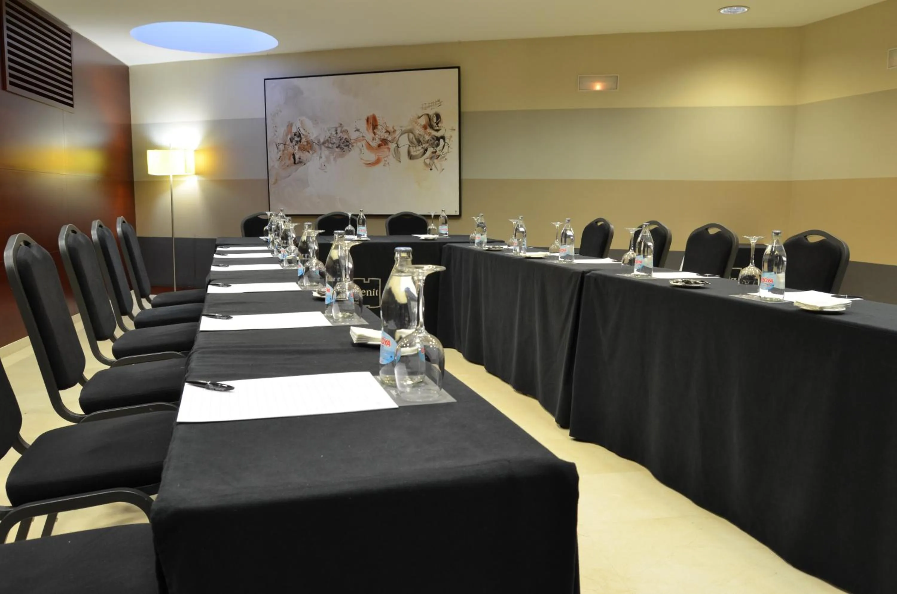 Business facilities in Zenit Murcia