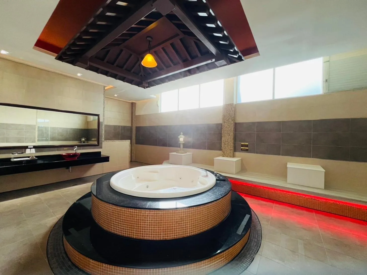 Bathroom in Wei Feng Exquisite Motel Pintung Branch