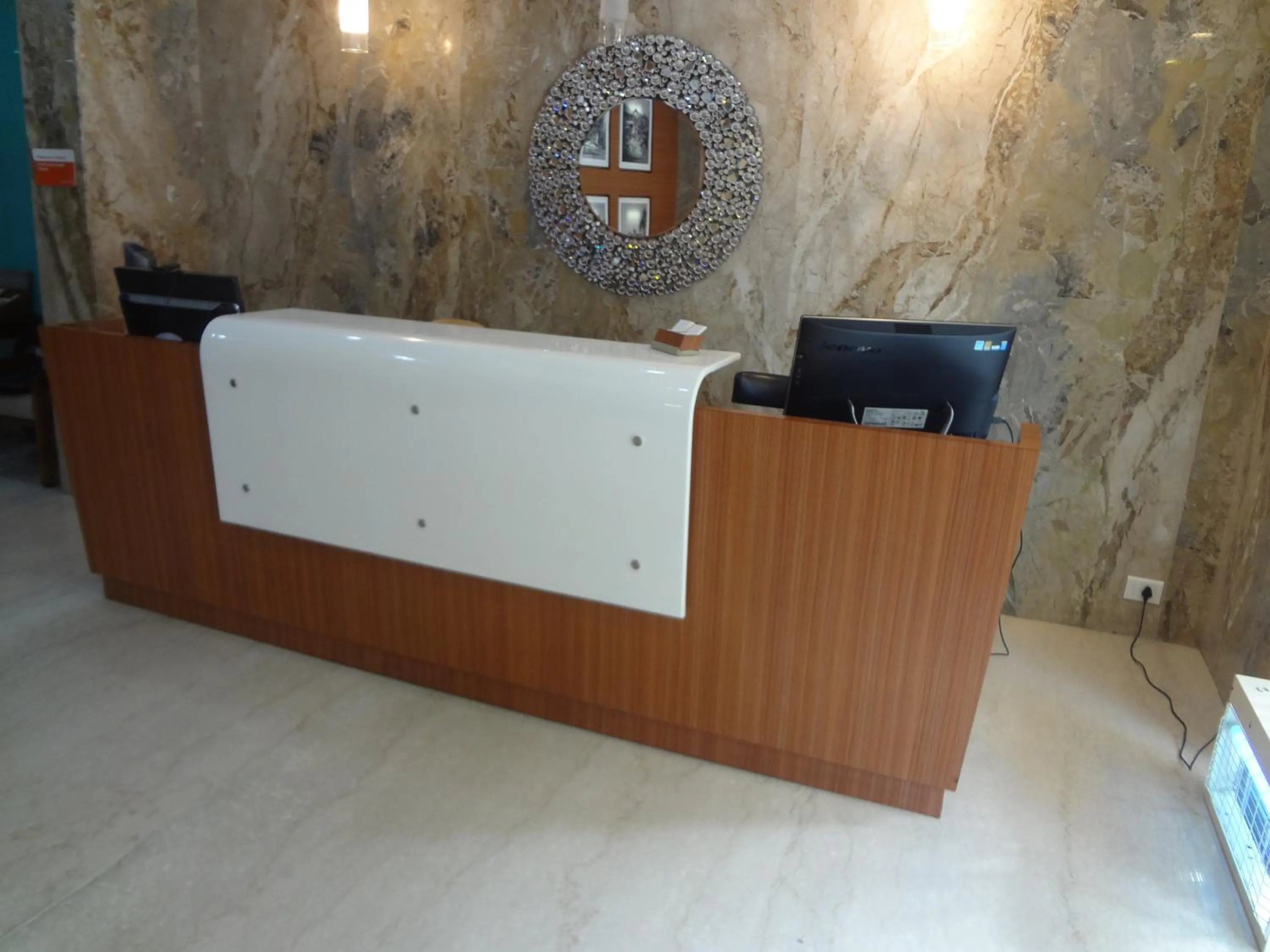 Lobby or reception in Royal Park Hotel Dockyard