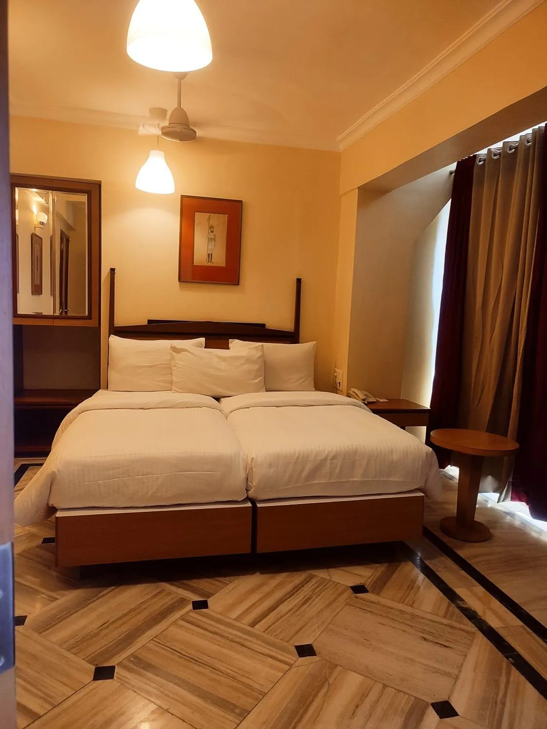 Bed in Royal Park Hotel Dockyard