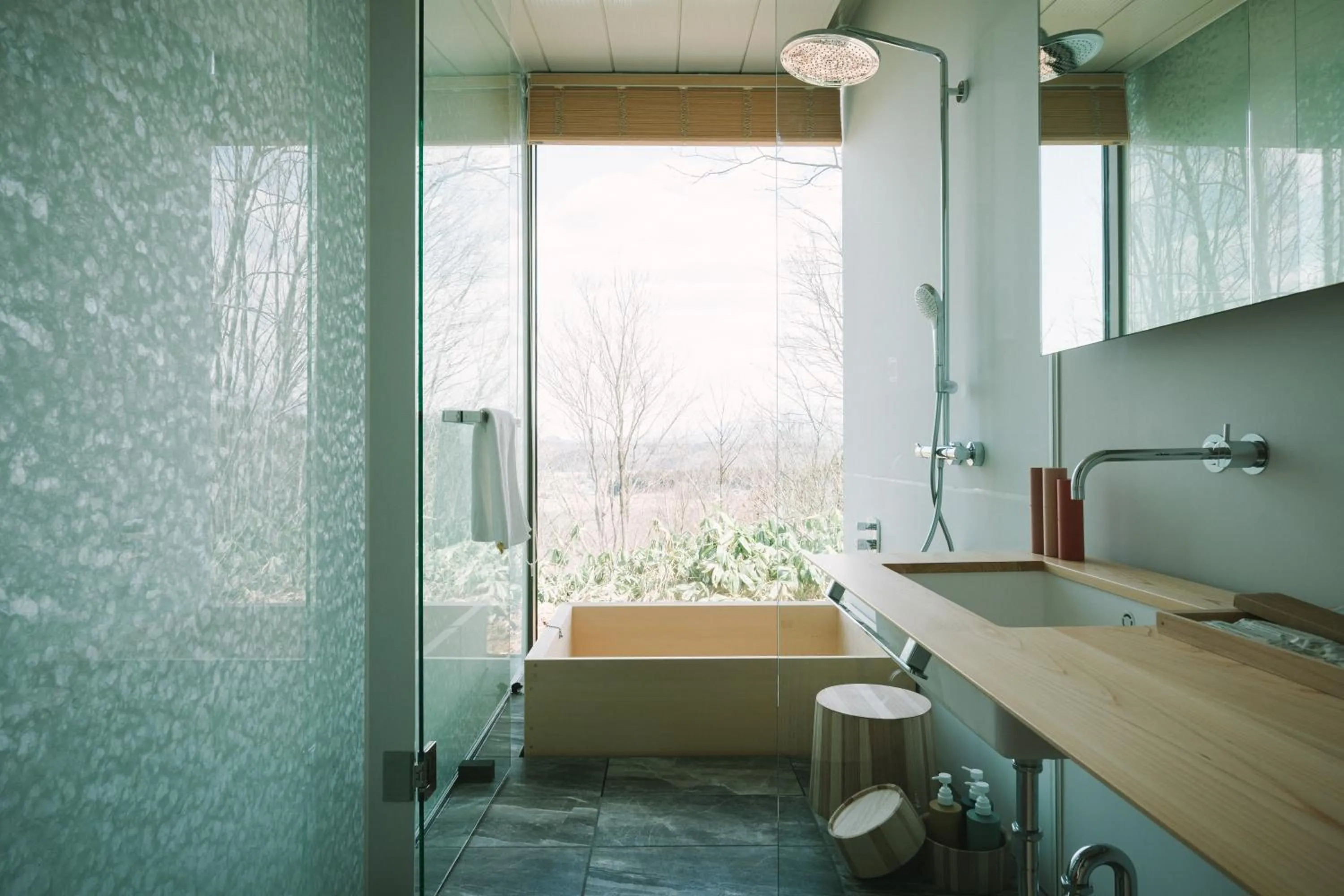 SNOW PEAK FIELD SUITE SPA HEADQUARTERS