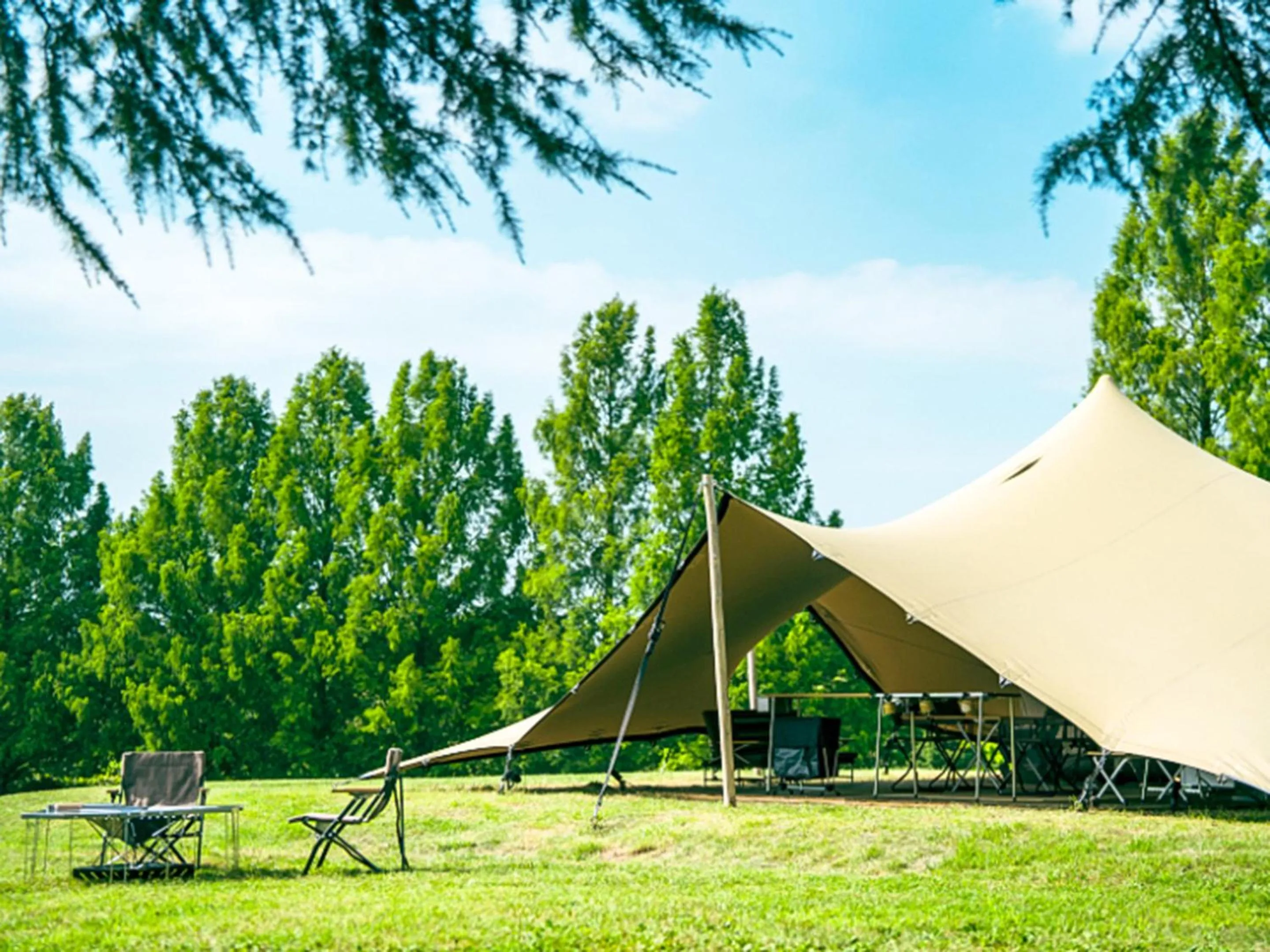 Day in SNOW PEAK FIELD SUITE SPA HEADQUARTERS