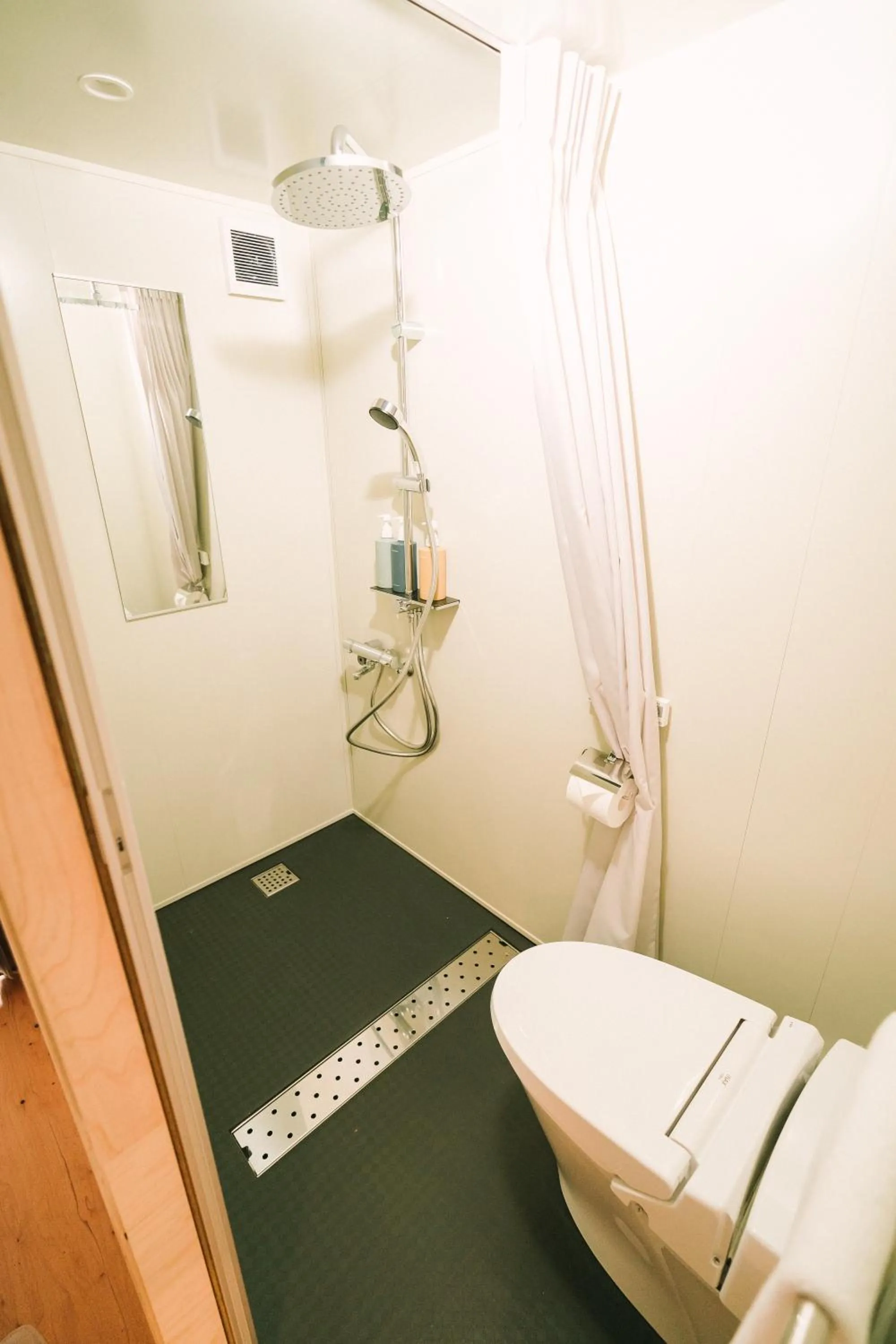 SNOW PEAK FIELD SUITE SPA HEADQUARTERS