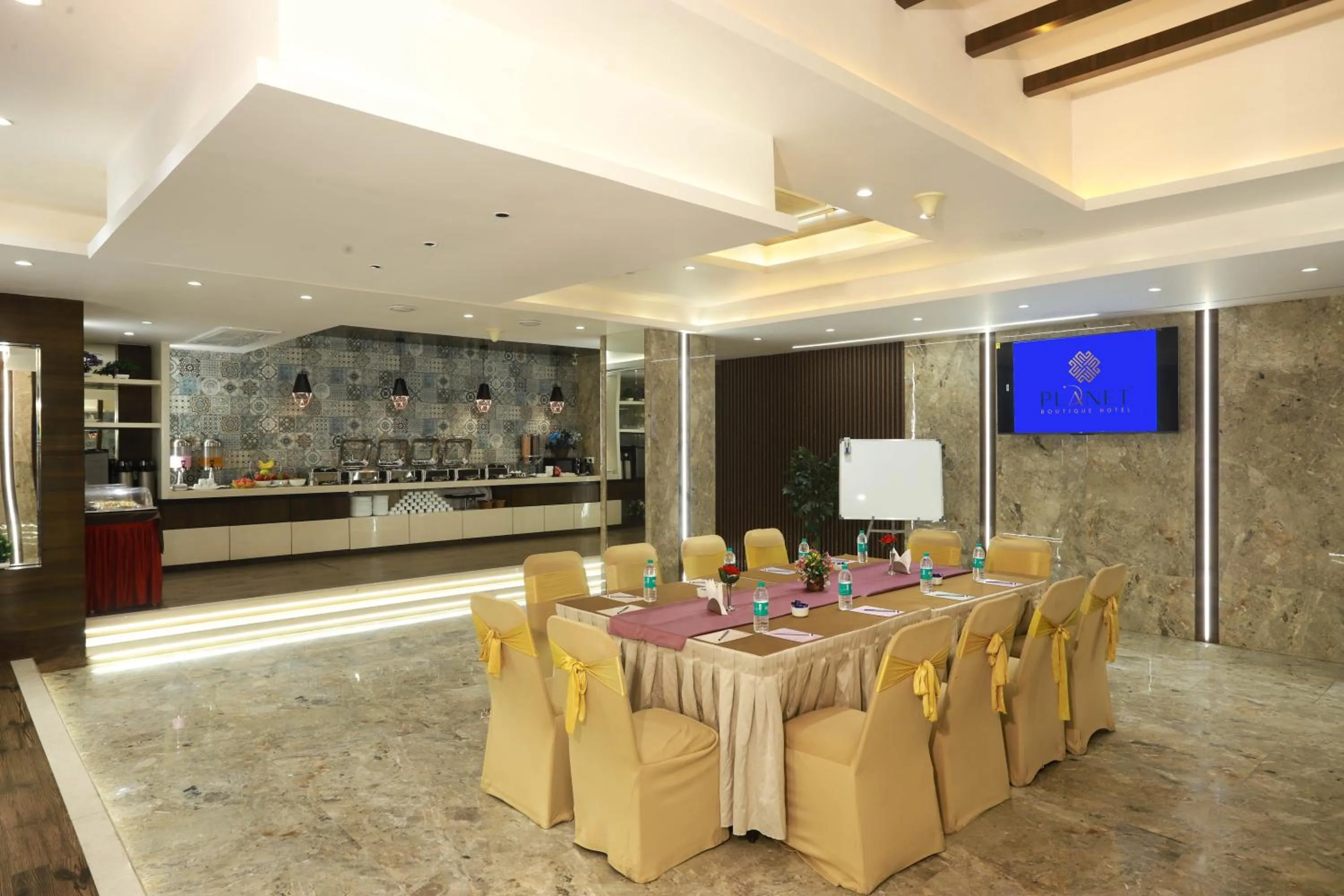 Planet Boutique Hotel