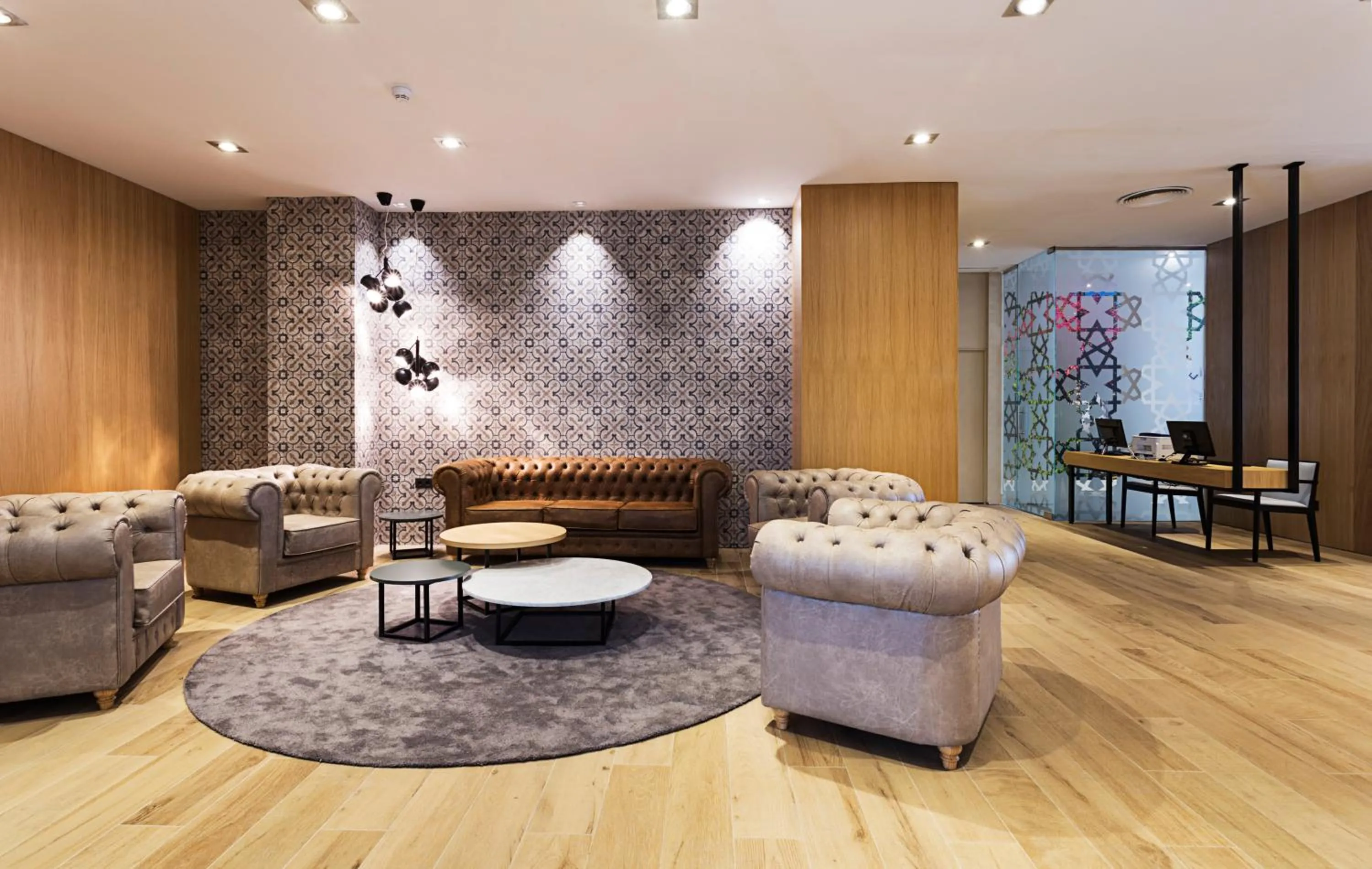 Lobby or reception in Catalonia Giralda