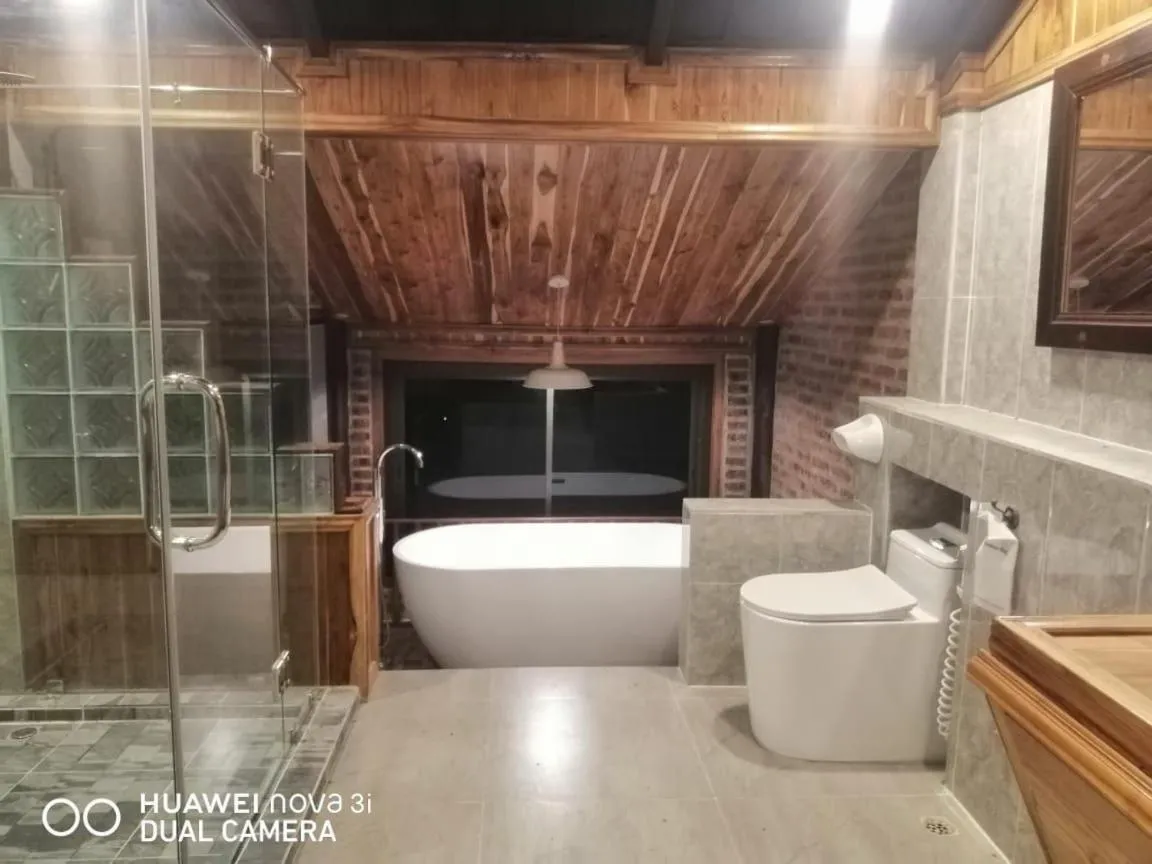 Shower in Namkhan View Luangprabang Resort