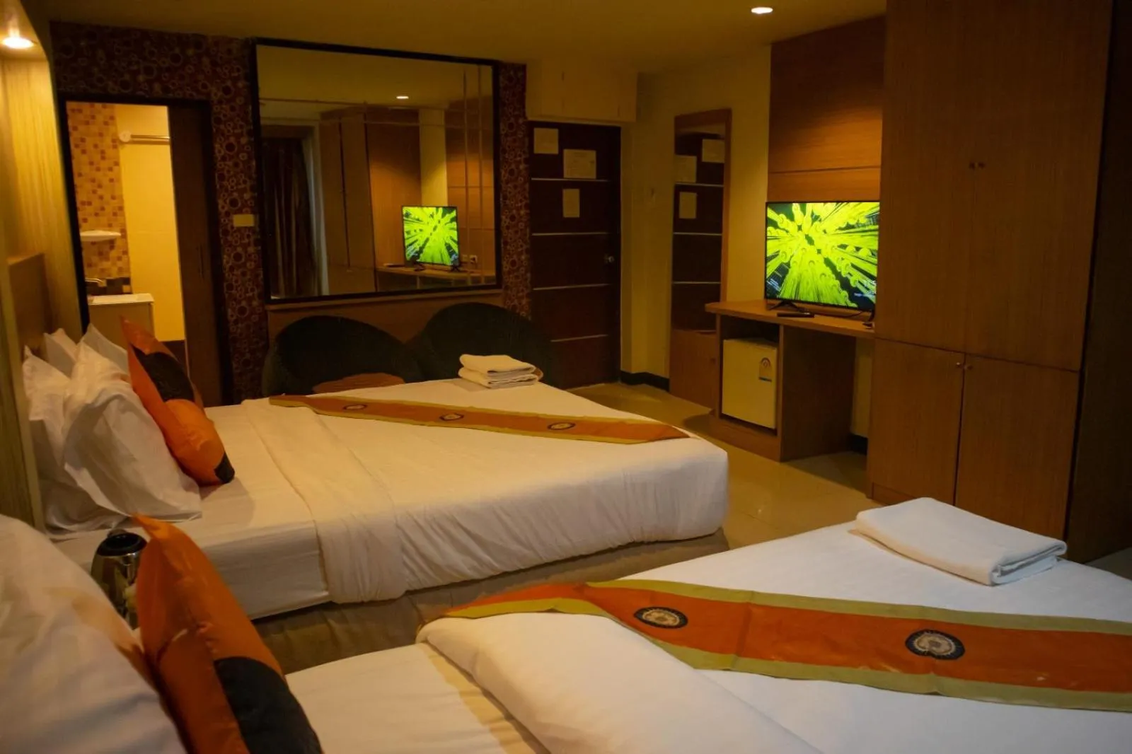 Bedroom, Bed in The ESSE Hotel Pattaya