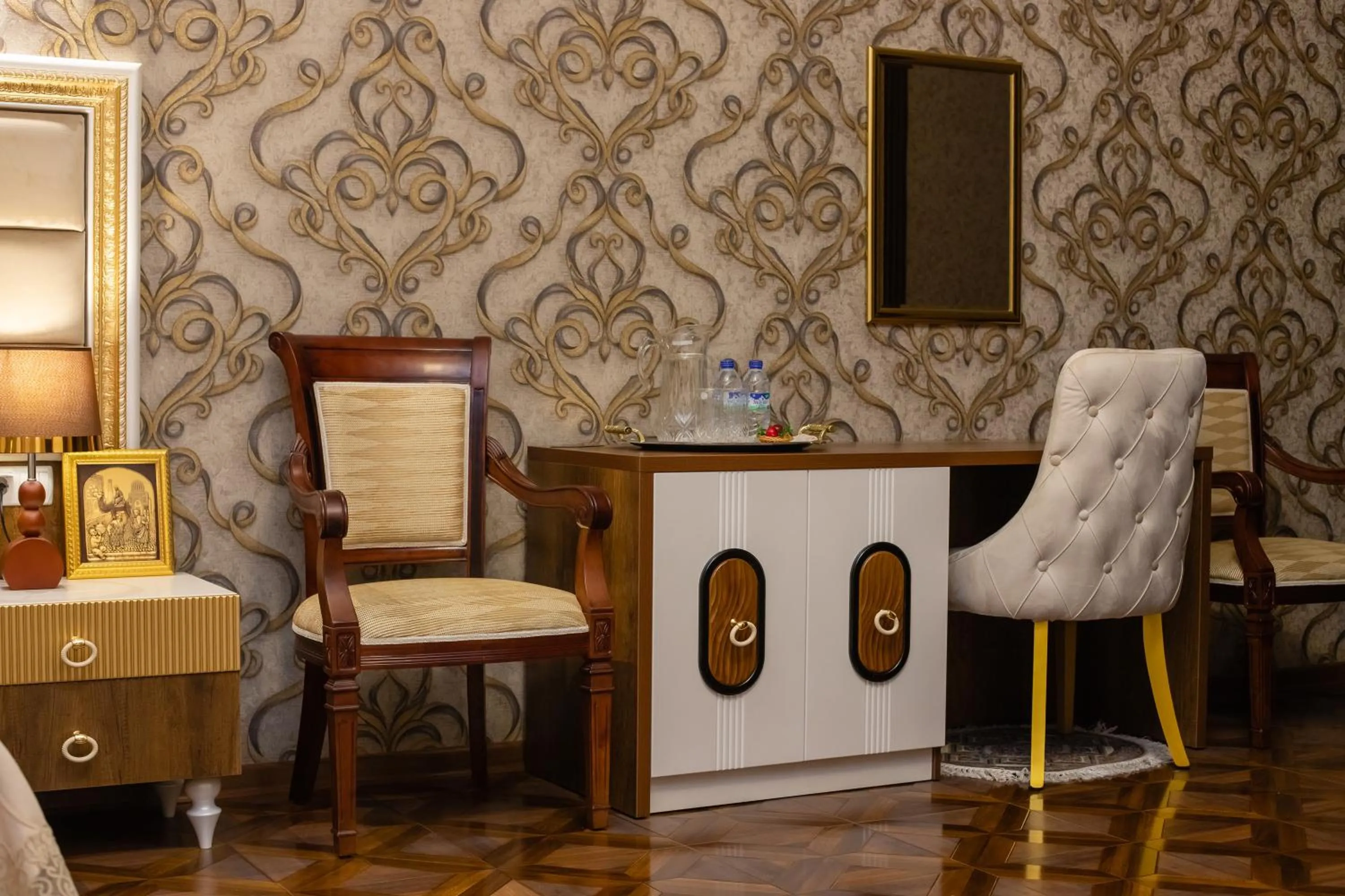 Area and facilities in Renaissance Boutique Hotel