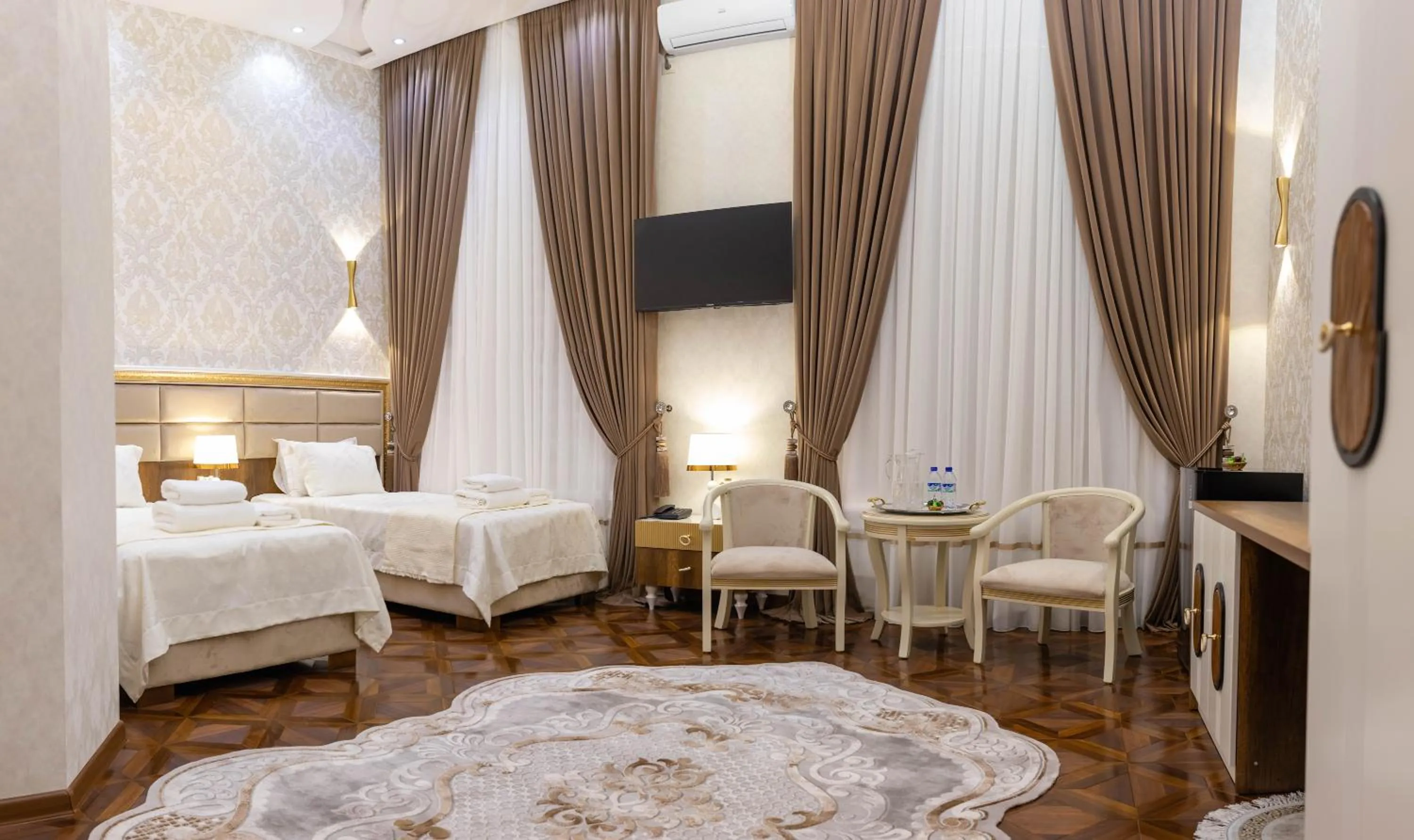 Bed in Renaissance Boutique Hotel