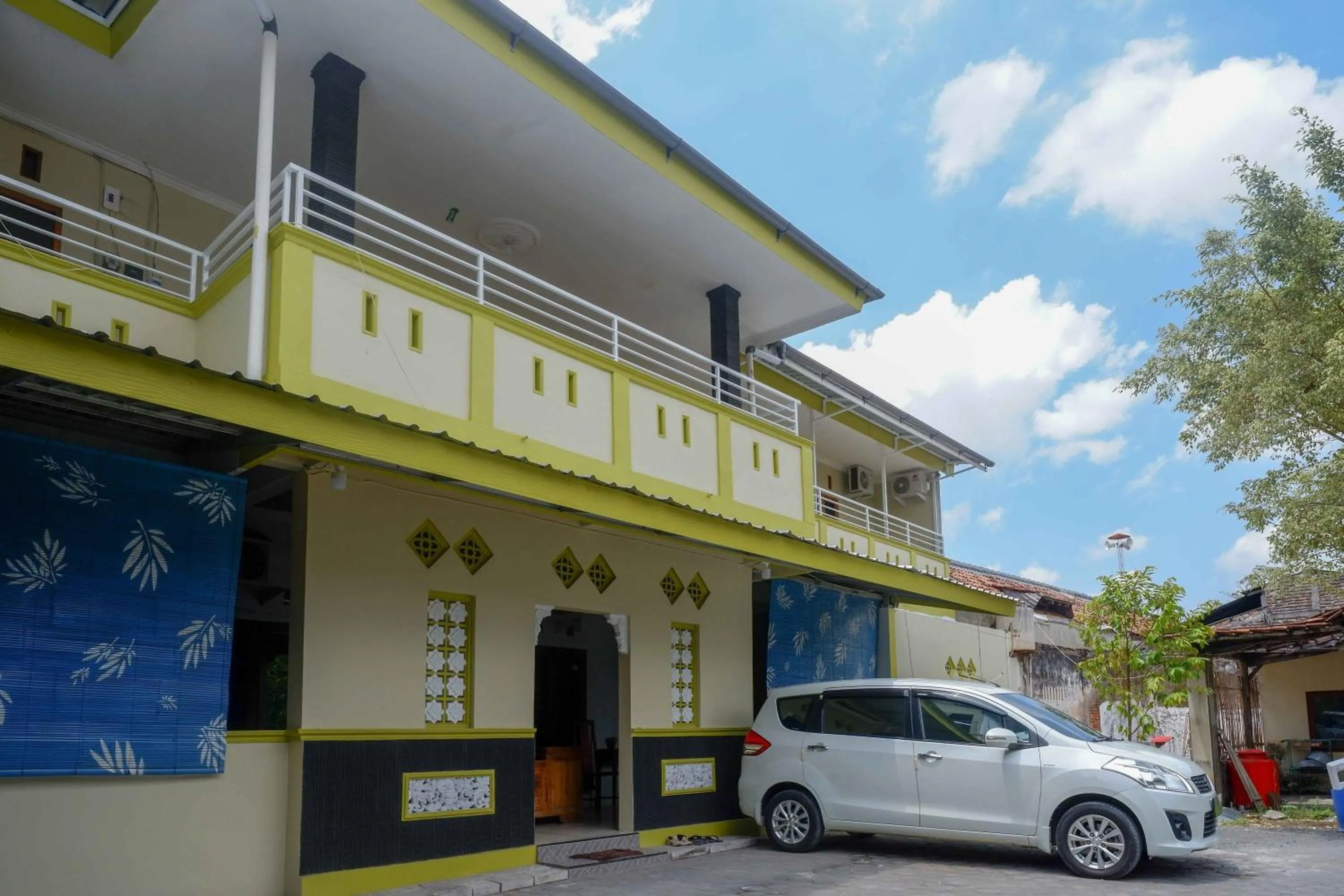 Property building in RedDoorz at Pakuncen Malioboro Yogyakarta