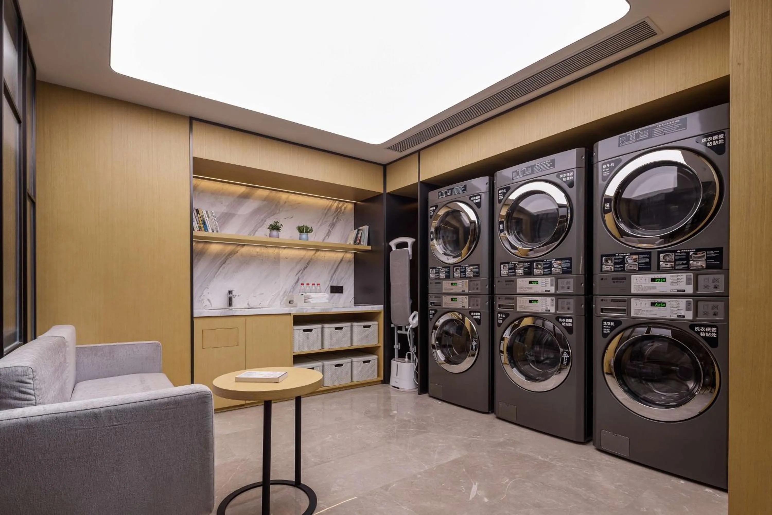 Property building in Hilton Garden Inn Chengdu Kuanzhai Alley