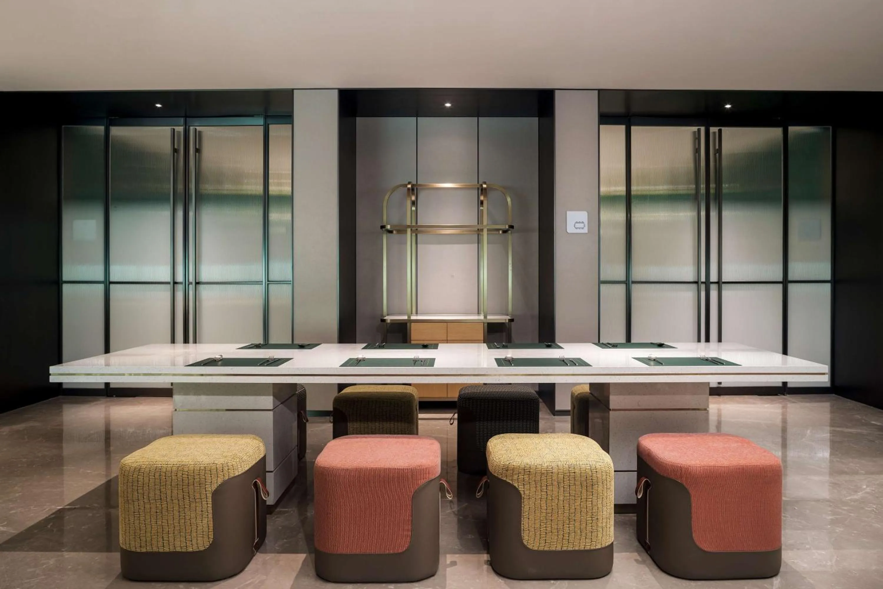 Restaurant/places to eat in Hilton Garden Inn Chengdu Kuanzhai Alley